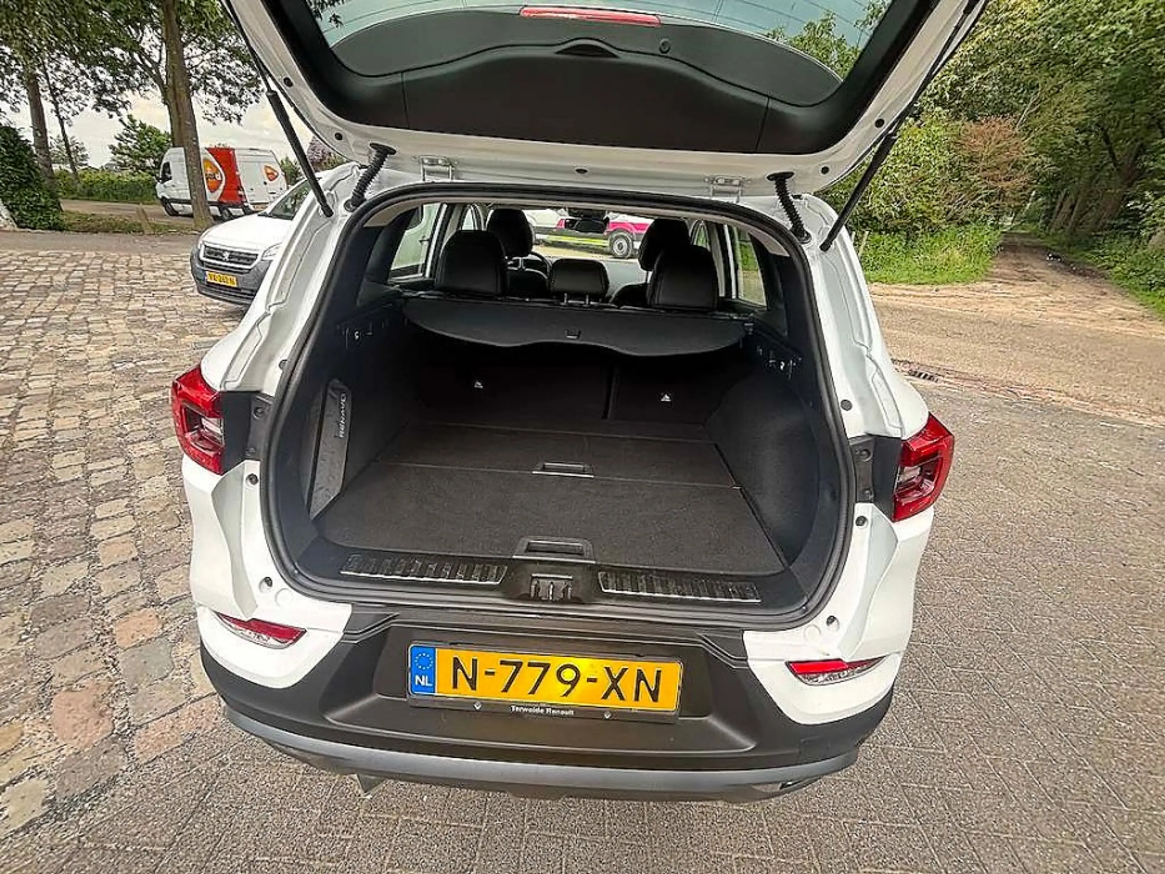 Renault Kadjar 1.3 TCe Intens Aut,ecc,navi,lmv,el.ramen,h.leer,da — photo 16