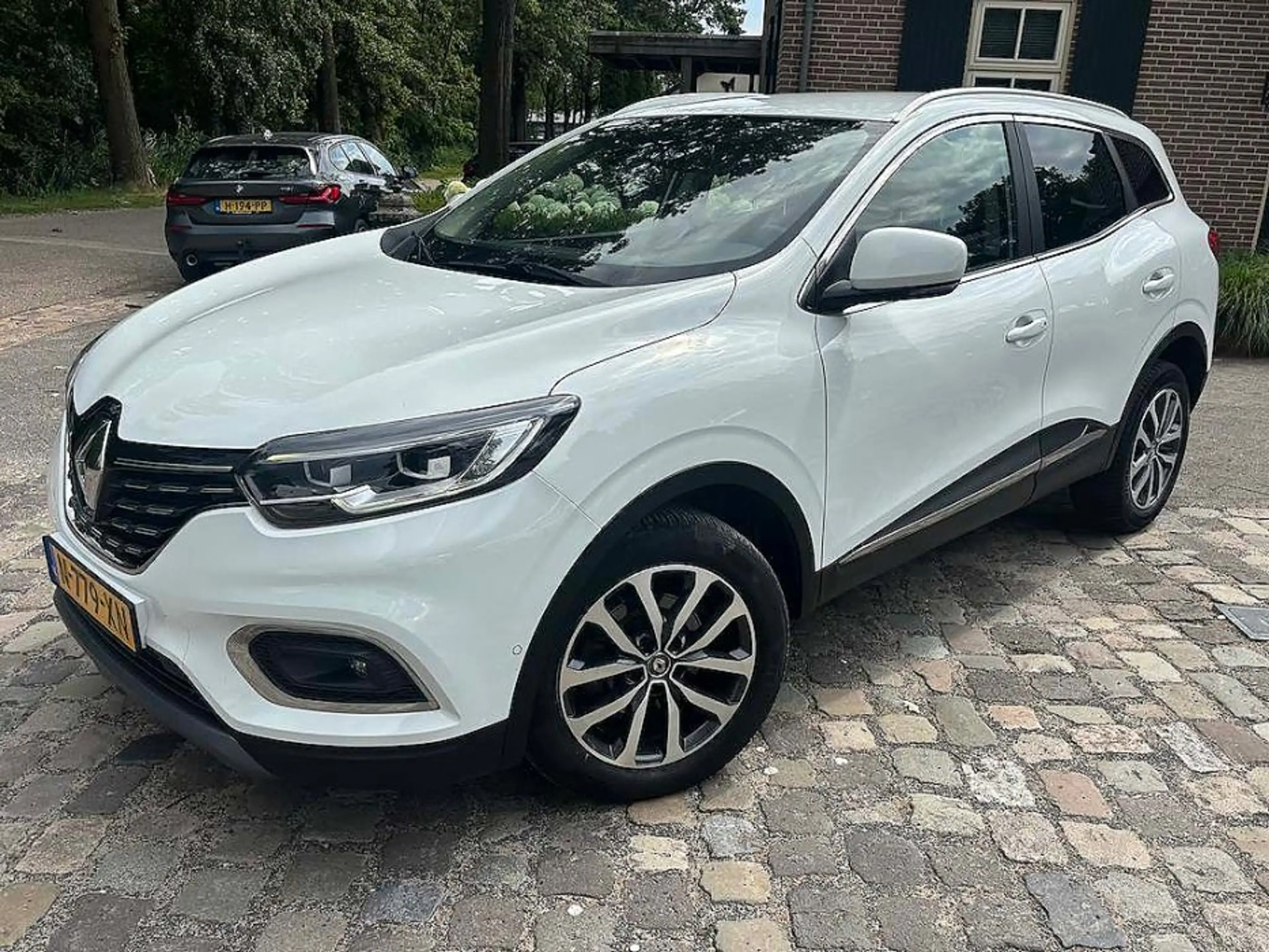 Renault Kadjar 1.3 TCe Intens Aut,ecc,navi,lmv,el.ramen,h.leer,da