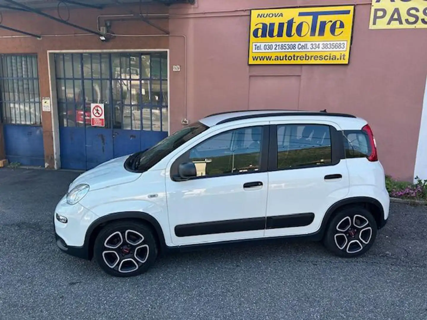 Fiat Panda 1.0 FireFly S&S Hybrid City Life Blanc - 2