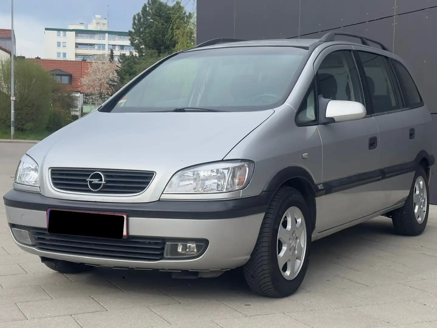 Opel Zafira 1.8 16V Elegance*KLIMA*7-SITZER*TÜV 07/2025* Plateado - 1