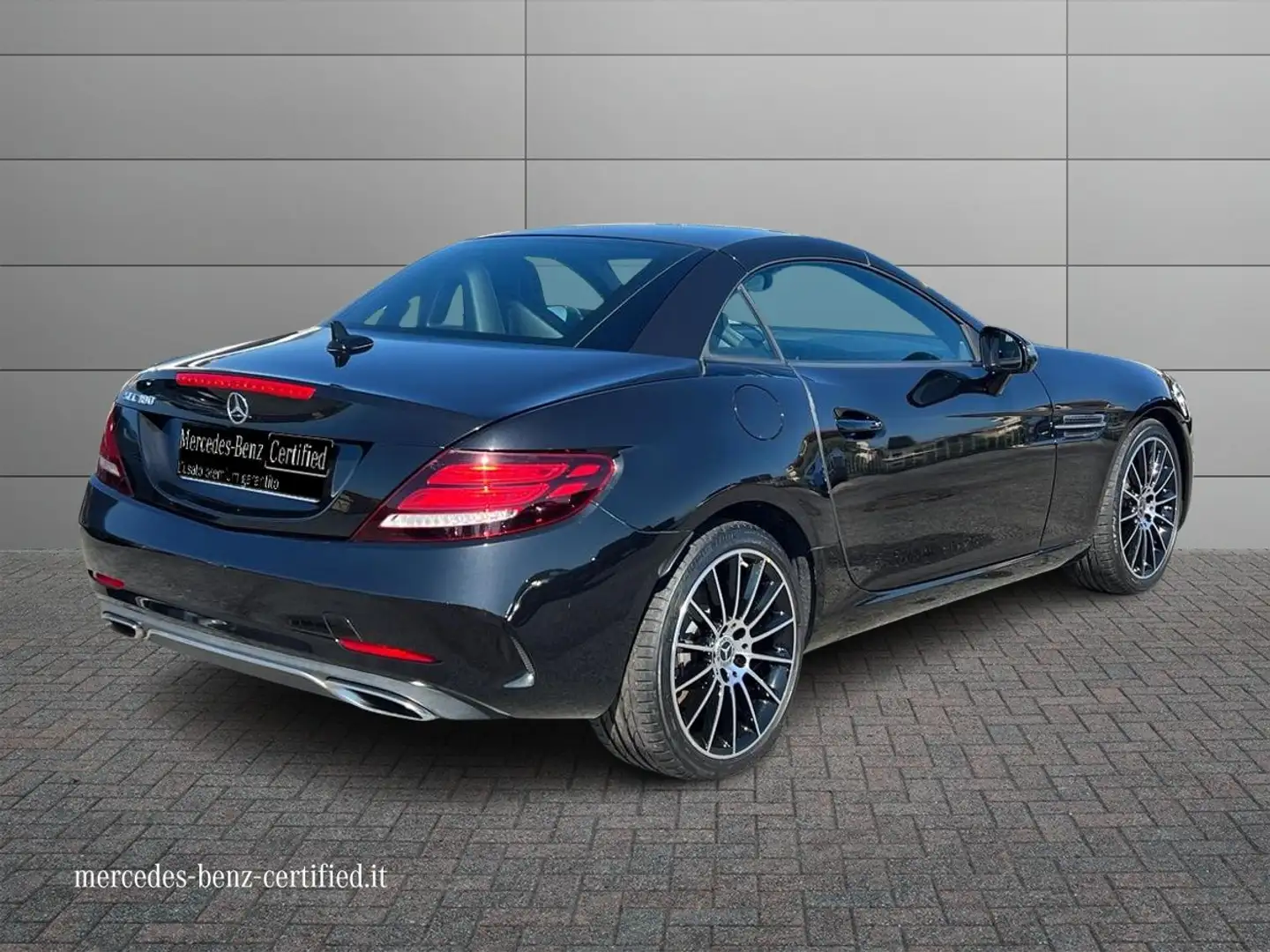 Mercedes-Benz SLC 180 AMG Line Nero - 2
