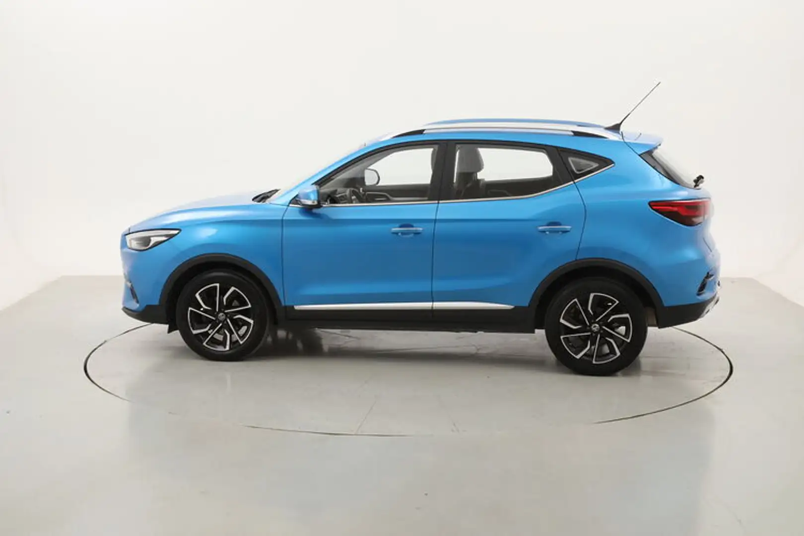 MG ZS Luxury 1.5 Benzina 106CV Blu/Azzurro - 2