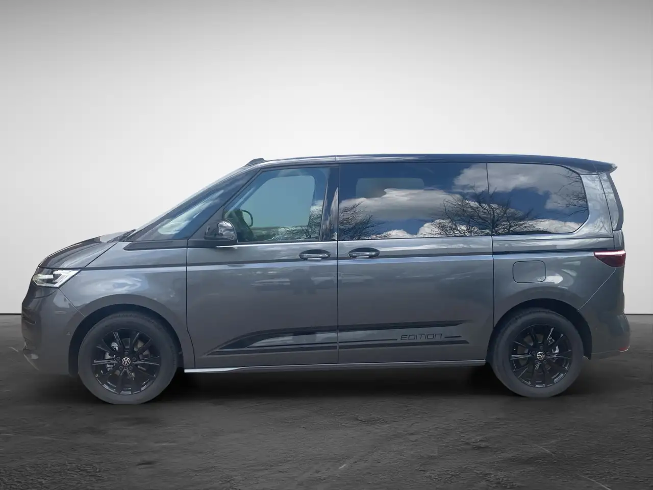 Volkswagen T7 Multivan 2.0 TDI DSG Edition Pano 3