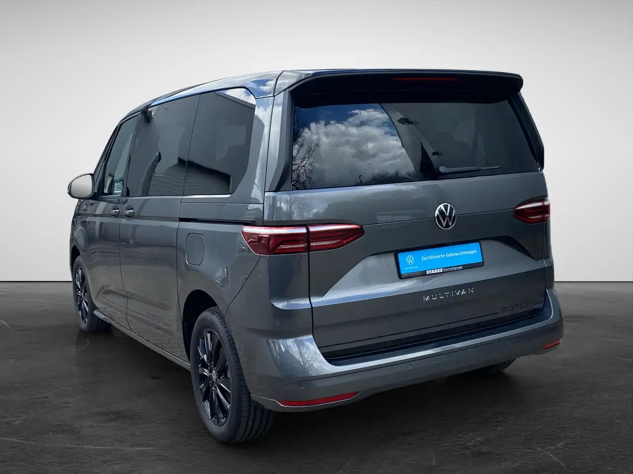 Volkswagen T7 Multivan 2.0 TDI DSG Edition Pano 4