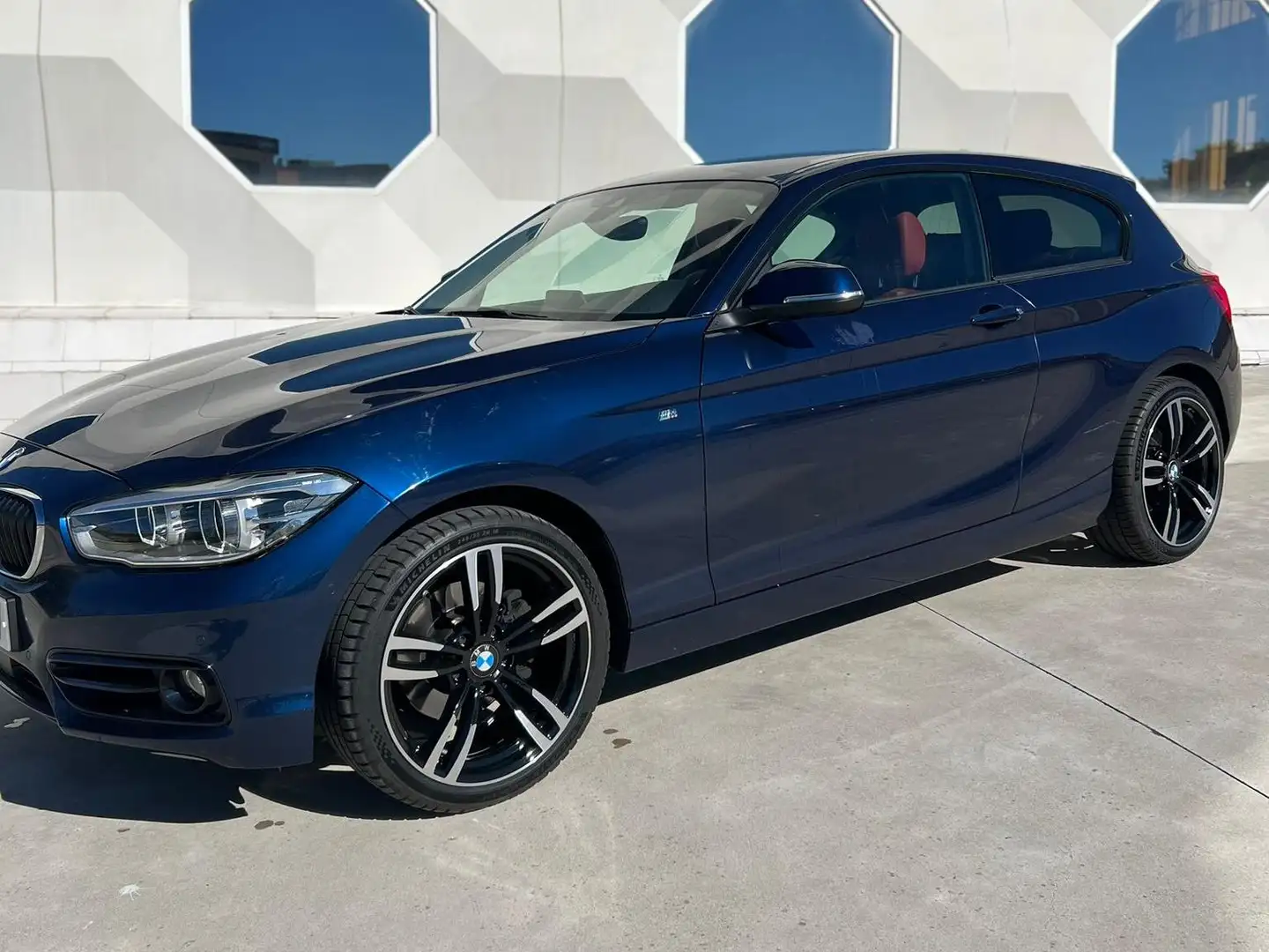 BMW 120 120dA Verde - 1