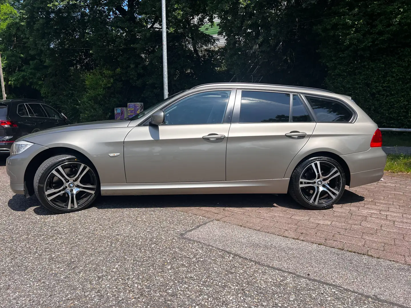 BMW 320 Touring Bej - 2