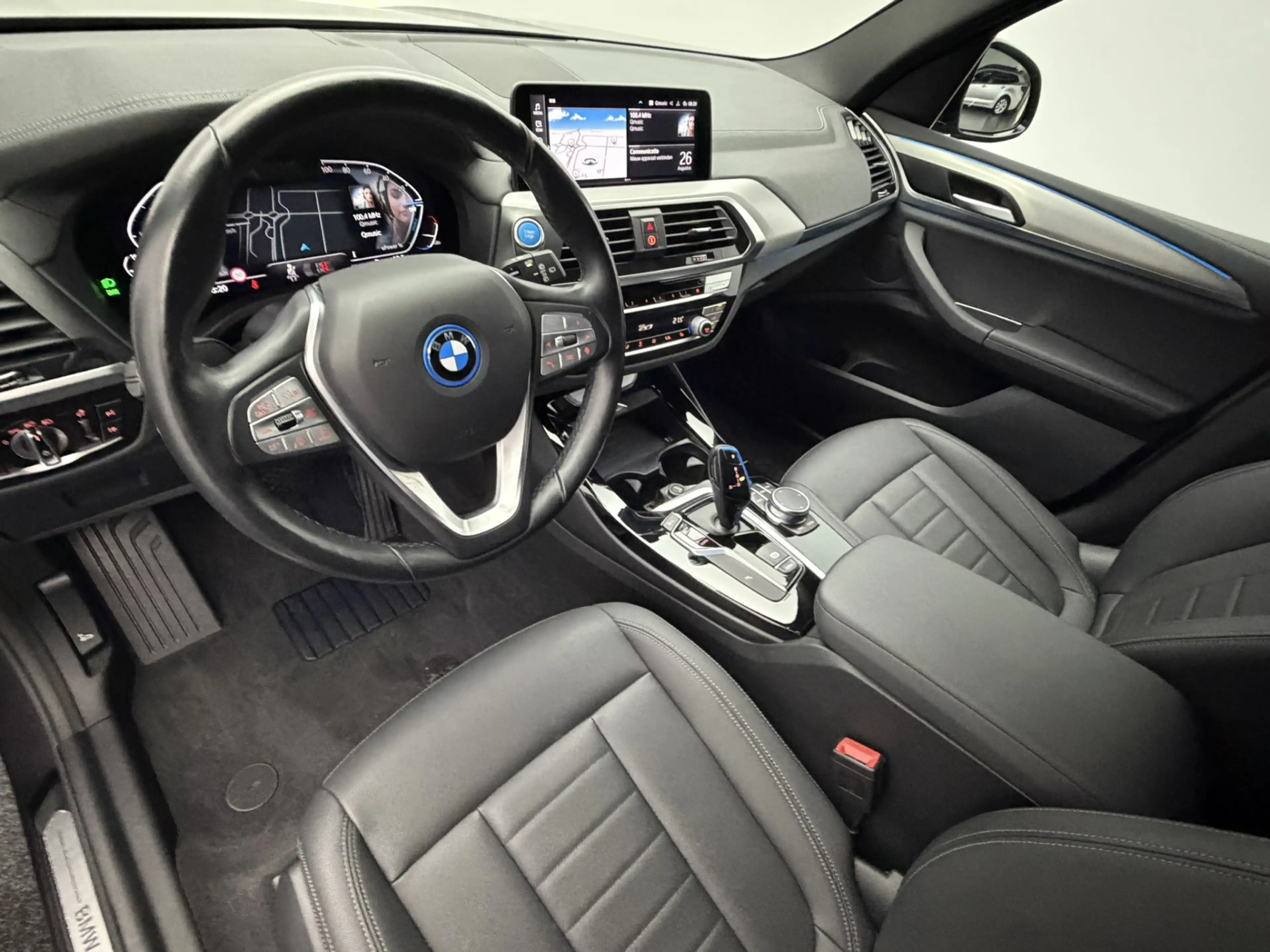BMW iX3 Executive 80 kWh SOH 93,3% | Panoramadak | Trekhaa — photo 9