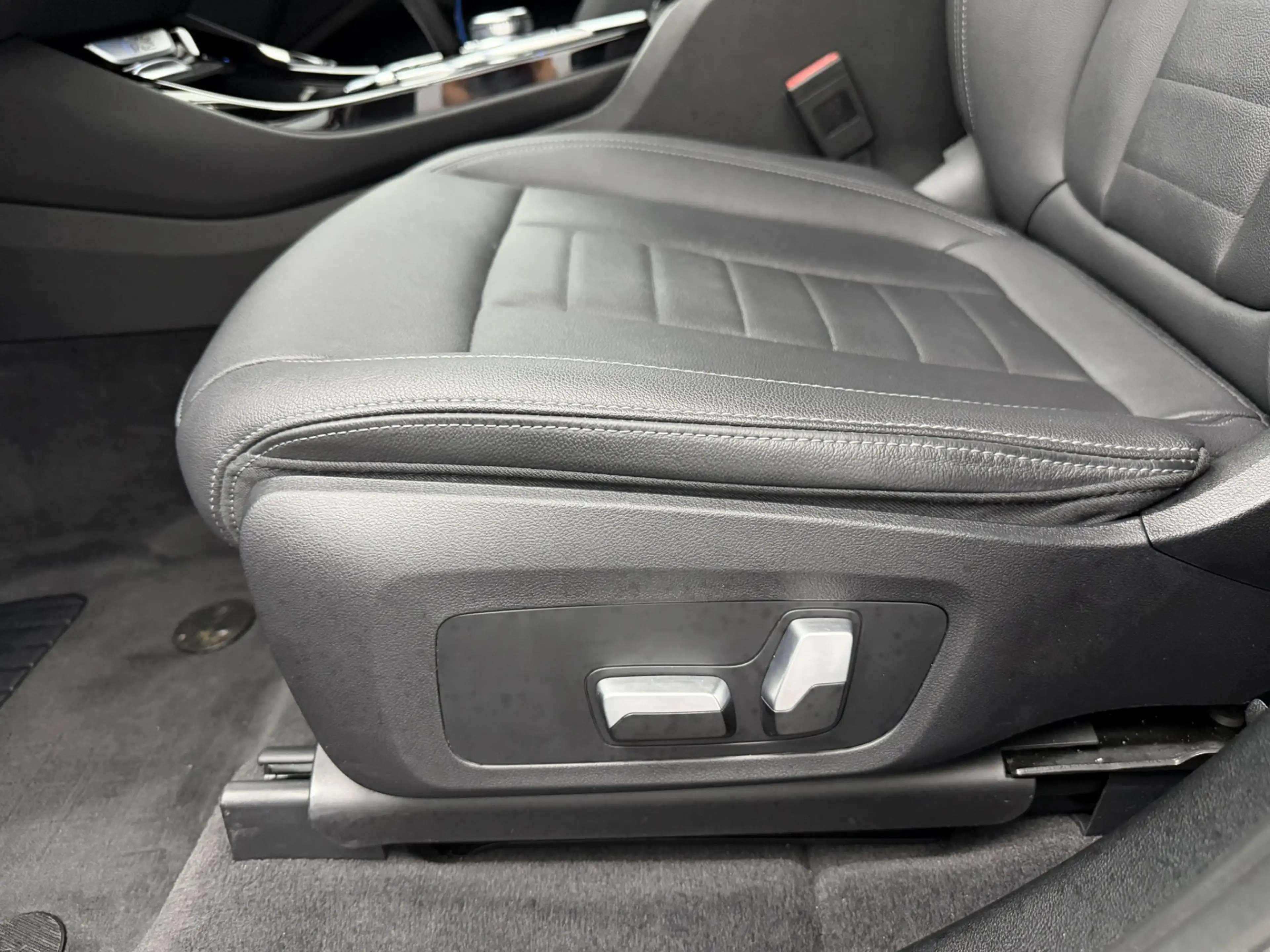 BMW iX3 Executive 80 kWh SOH 93,3% | Panoramadak | Trekhaa — photo 10