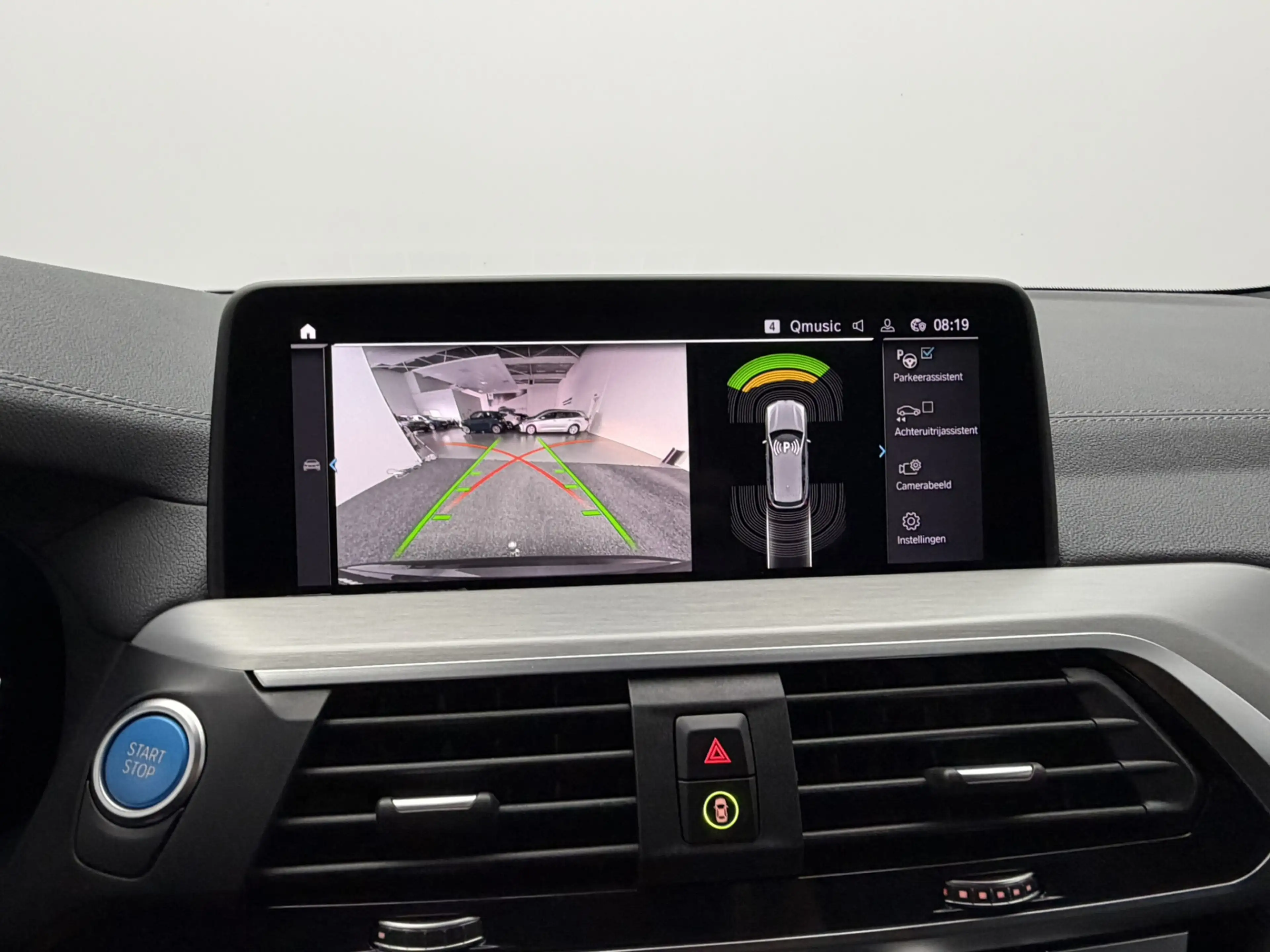 BMW iX3 Executive 80 kWh SOH 93,3% | Panoramadak | Trekhaa — photo 11