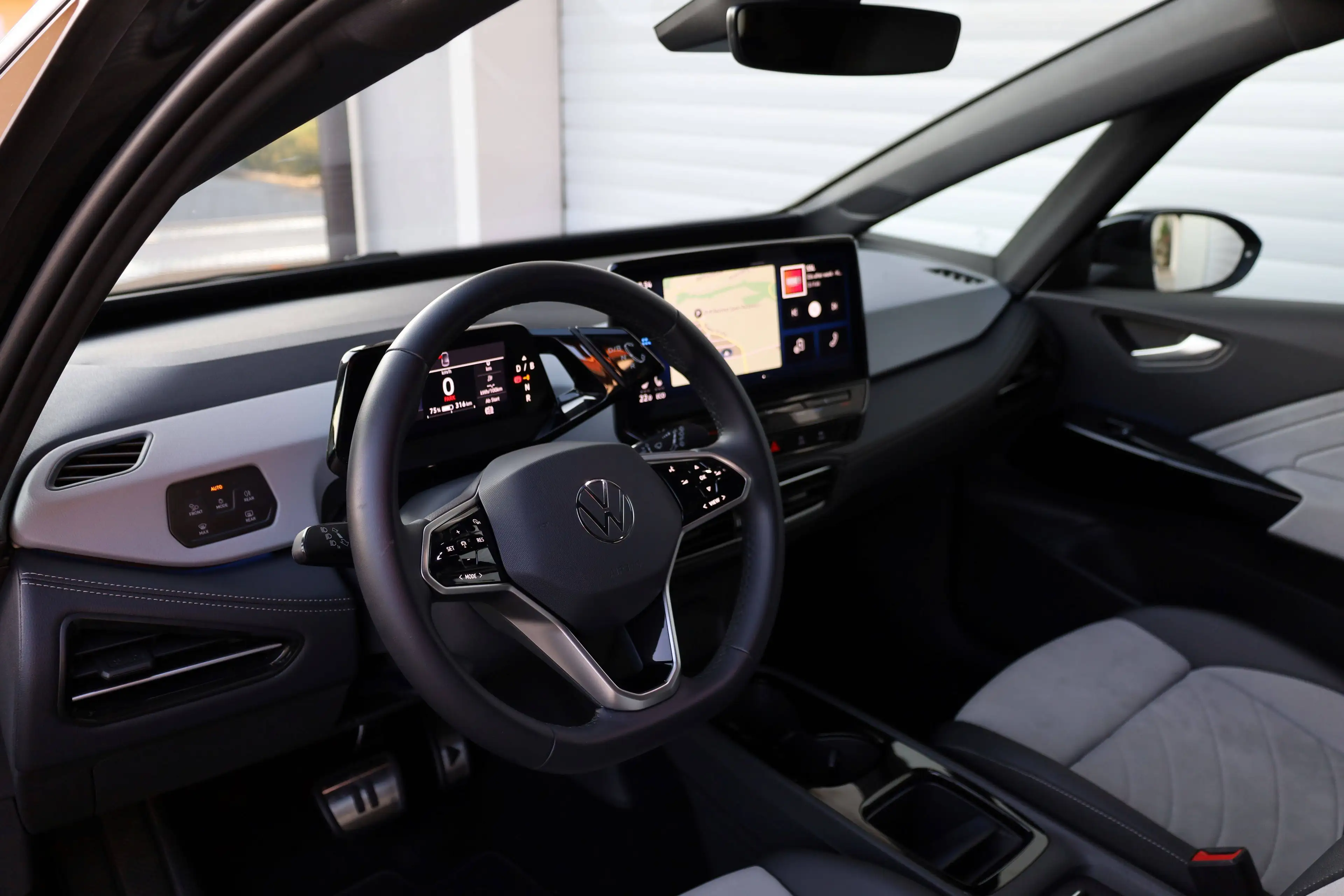 Volkswagen ID.3 ID. 3 PRO 62kWh MOVE *WP-MATRIX-ACC-AHK-NAVI-SHZ-DAB-LEDER-8_fach* — photo 13
