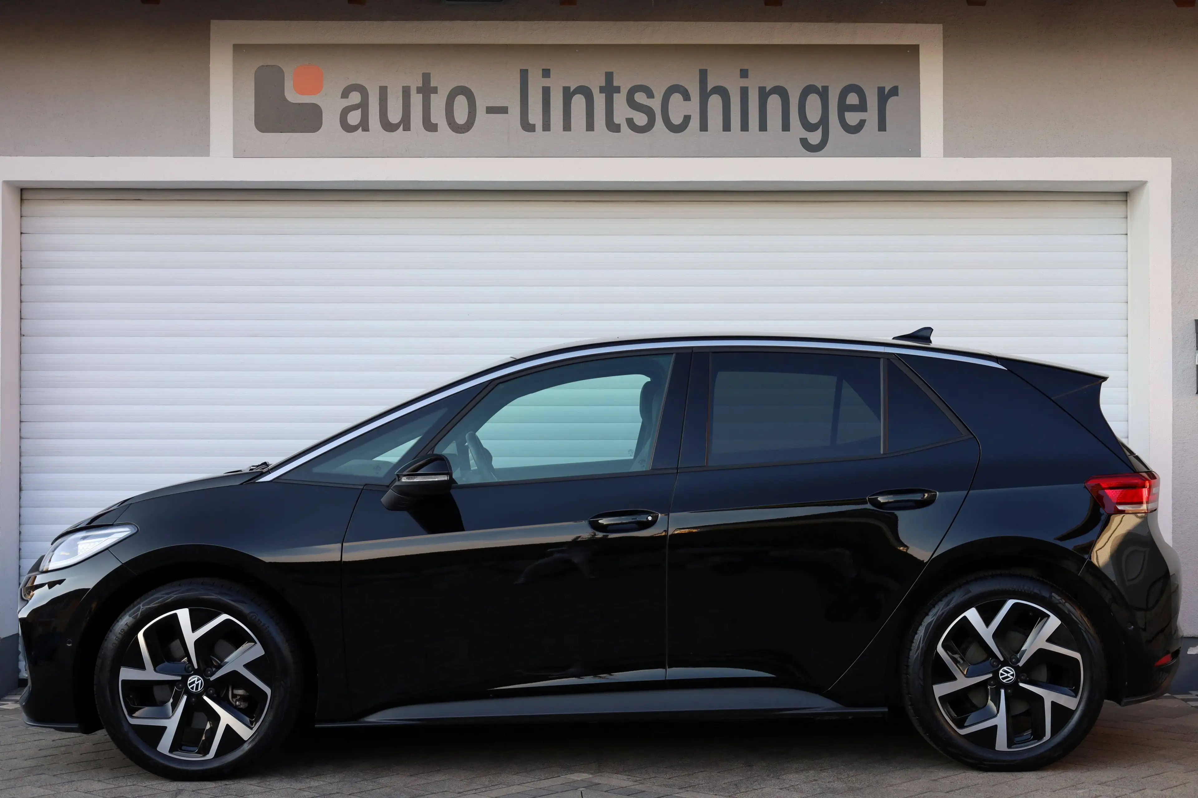 Volkswagen ID.3 ID. 3 PRO 62kWh MOVE *WP-MATRIX-ACC-AHK-NAVI-SHZ-DAB-LEDER-8_fach* — photo 6