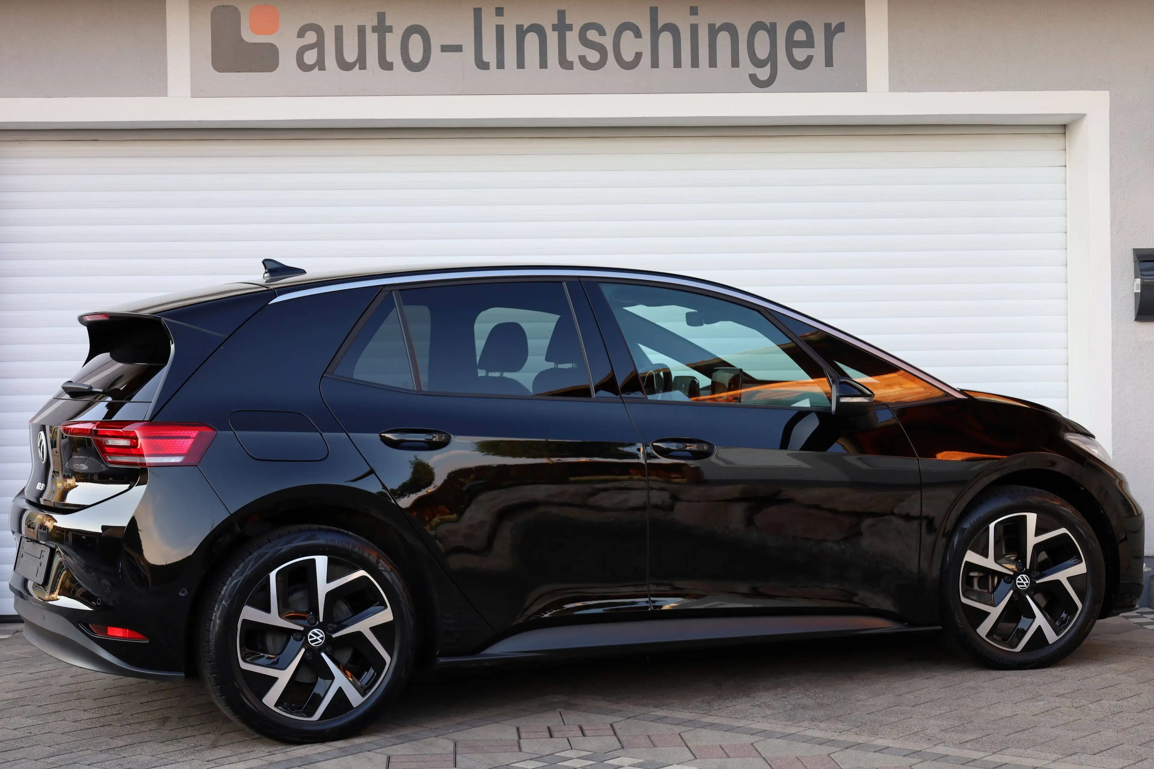 Volkswagen ID.3 ID. 3 PRO 62kWh MOVE *WP-MATRIX-ACC-AHK-NAVI-SHZ-DAB-LEDER-8_fach* — photo 9