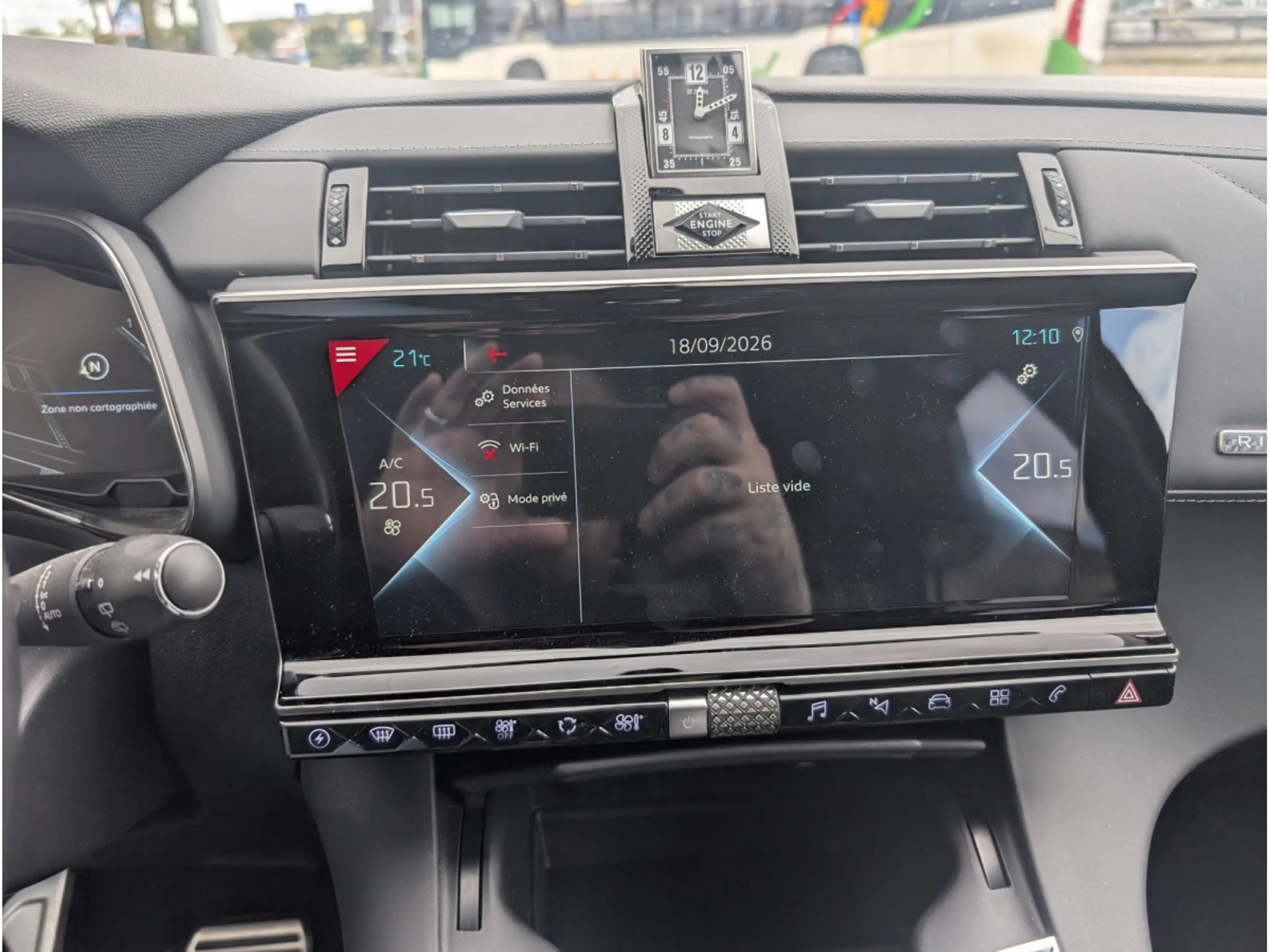 DS Automobiles DS 7 Crossback E-TENSE 225 RIVOLI BOITE AUTO — photo 10