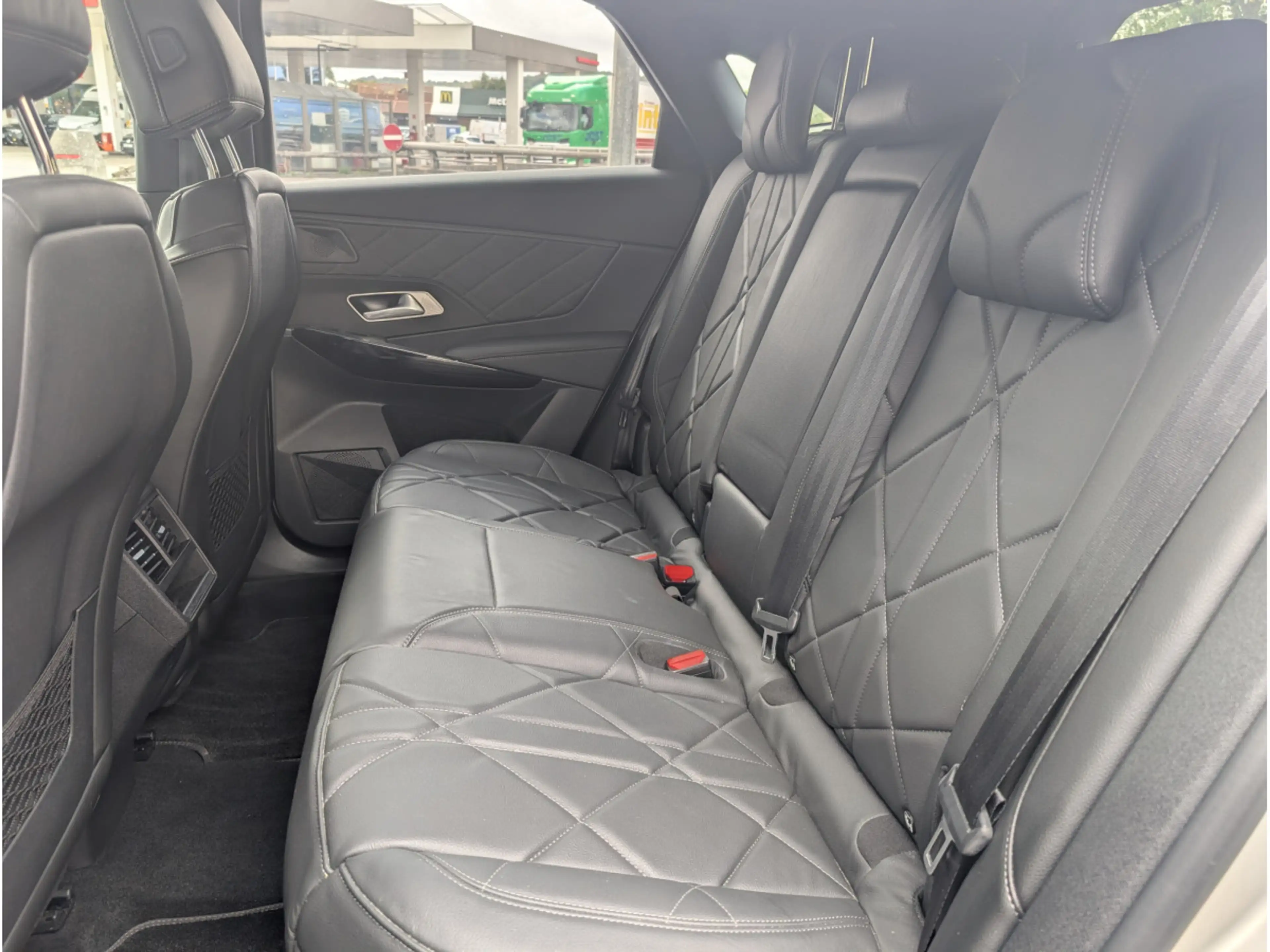 DS Automobiles DS 7 Crossback E-TENSE 225 RIVOLI BOITE AUTO — photo 9