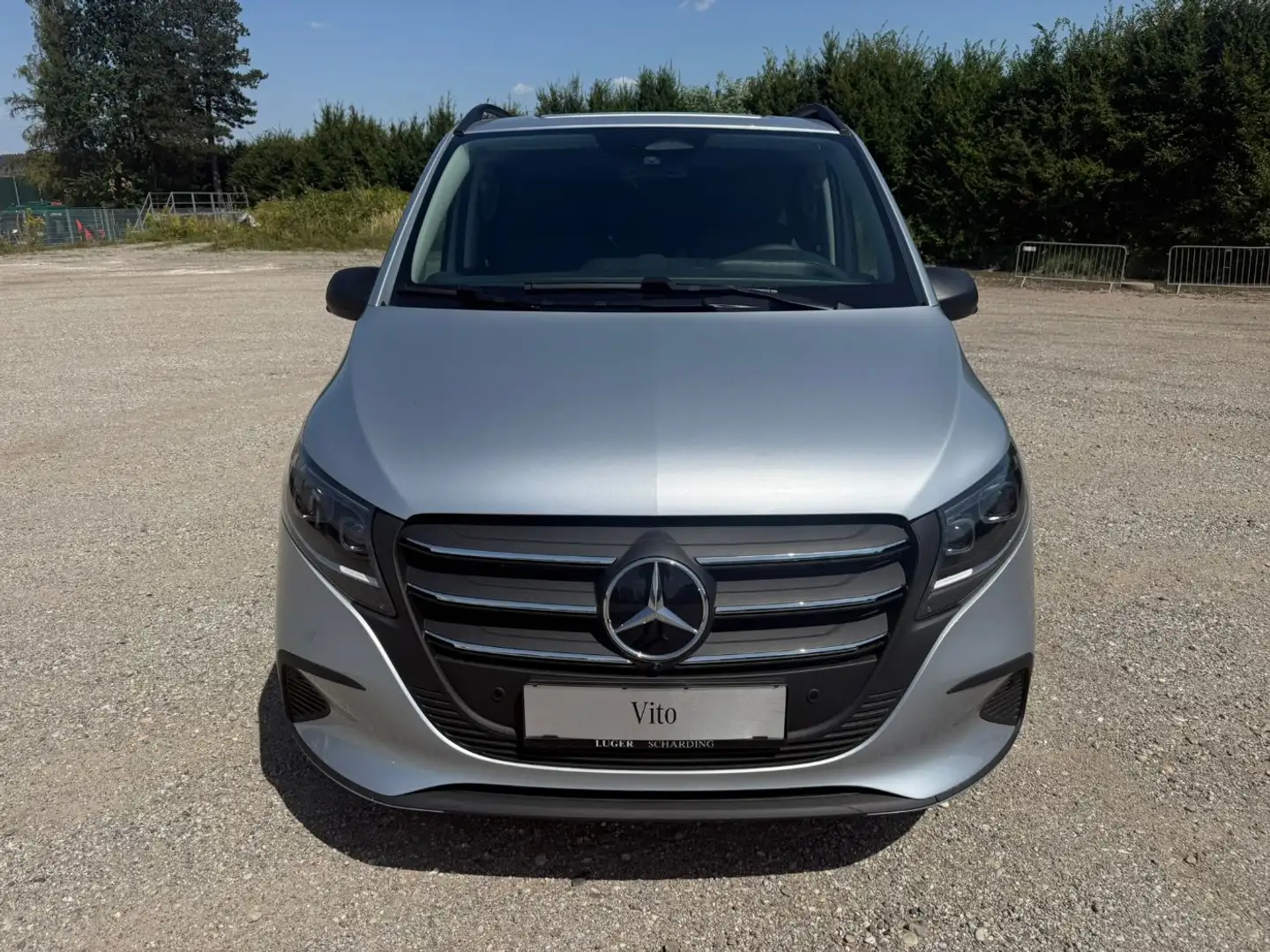 Mercedes-Benz Vito BusinessVan SELECT 119 CDI lang DAB Shz FAP Silber - 2