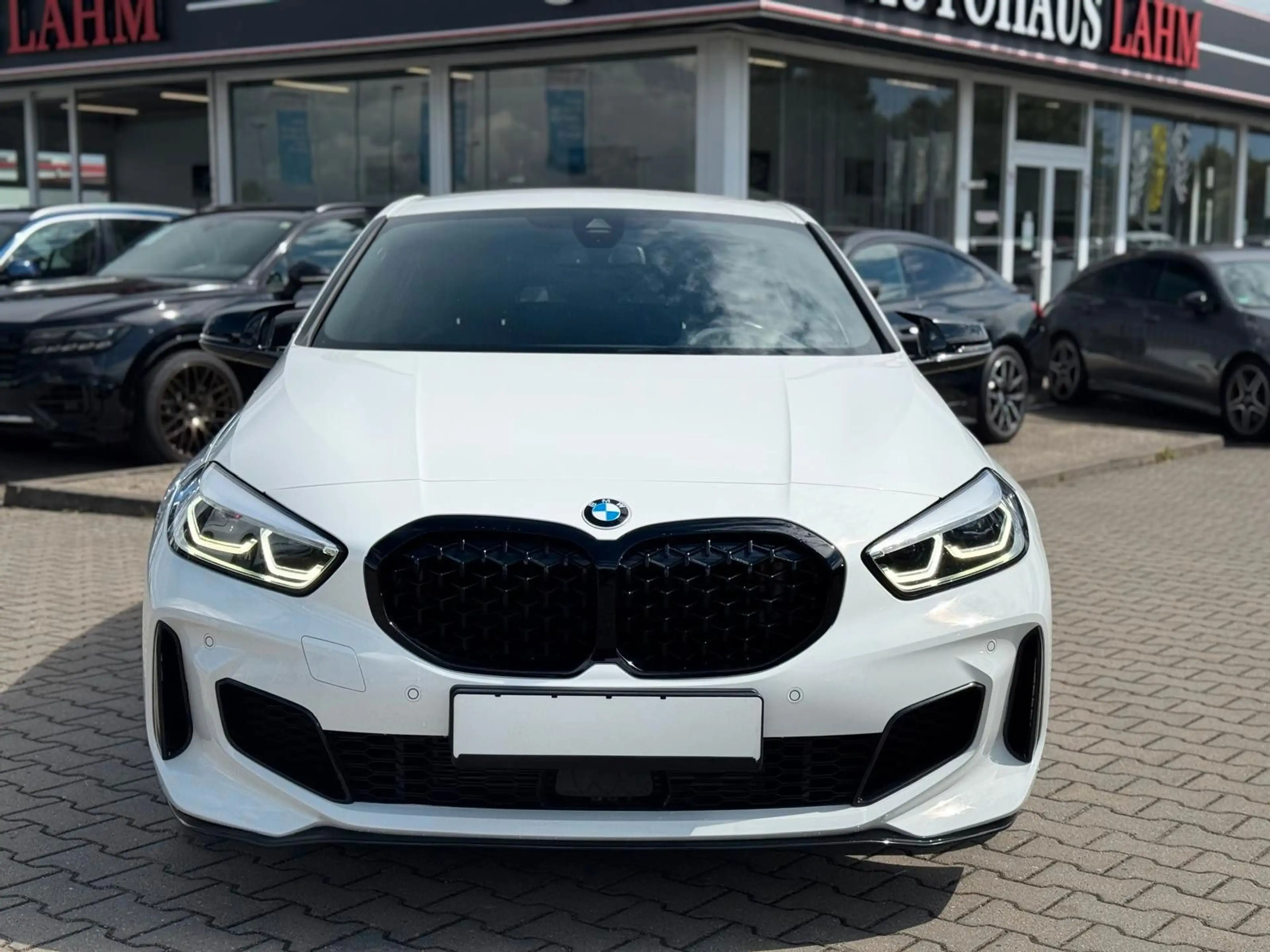 BMW 135 xDrive"Edition-Colorvision"LED*AMBIENTE*PDC — photo 4
