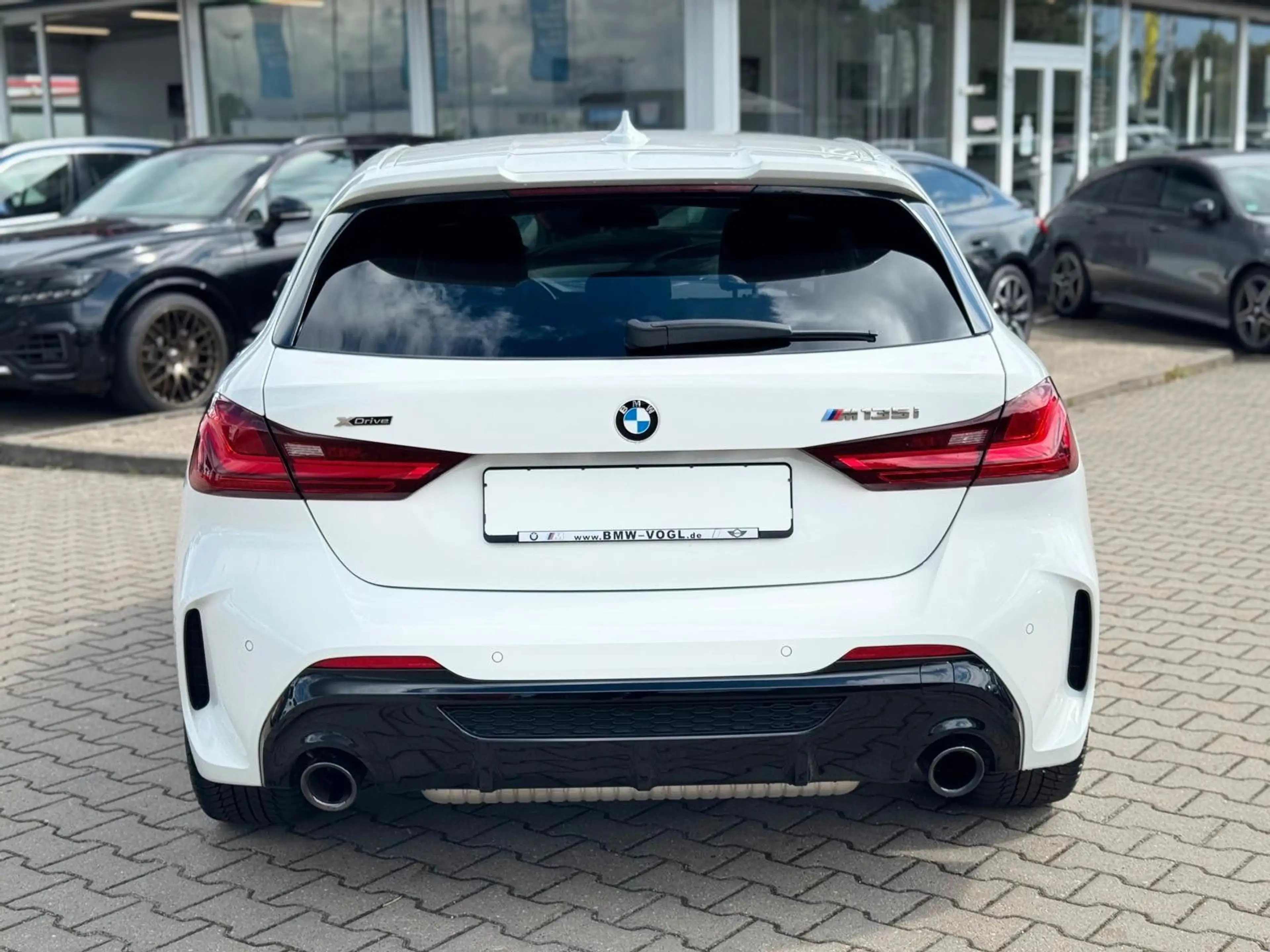 BMW 135 xDrive"Edition-Colorvision"LED*AMBIENTE*PDC — photo 7