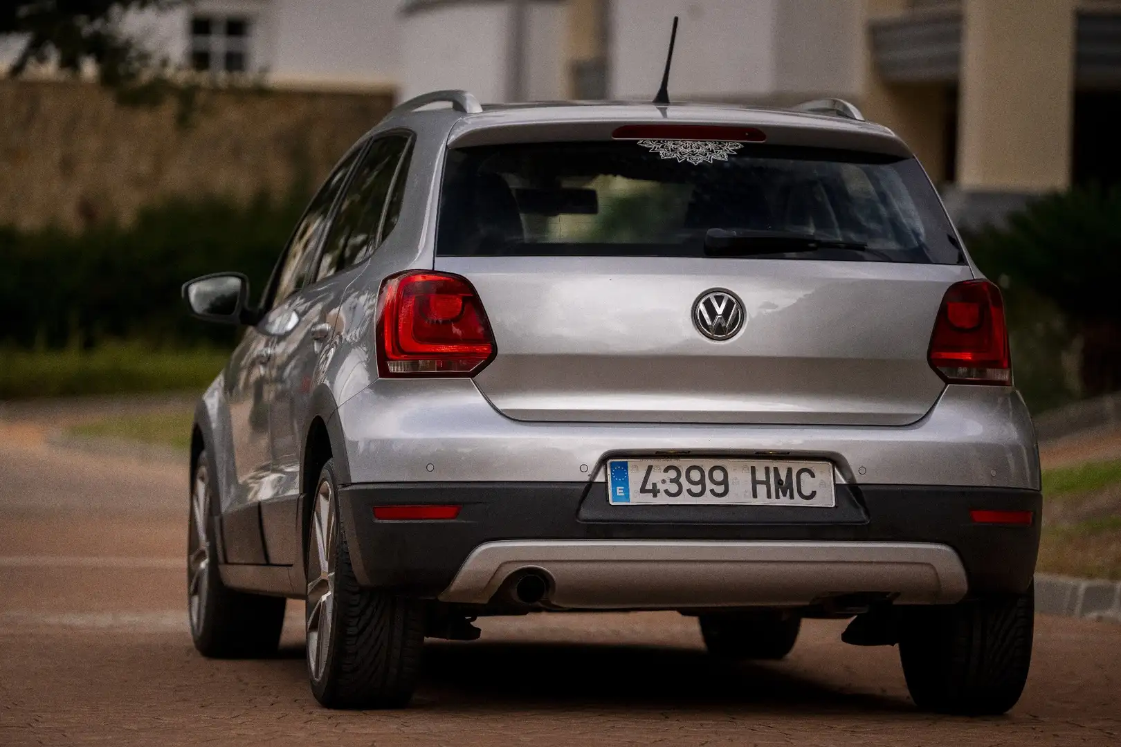 Volkswagen Polo Cross 1.6 TDI DSG - 2