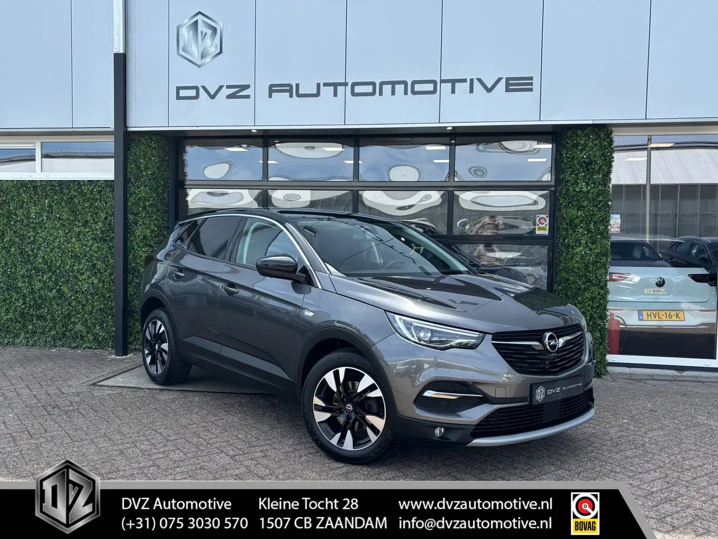 Opel Grandland X 1.2 Turbo Innovation | Carplay | 360 Camera | Wint Grijs - 1