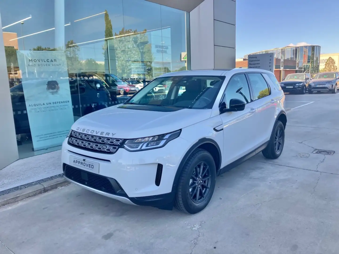 Land Rover Discovery Sport 2.0Si4 MHEV Standard AWD Auto Wit - 2