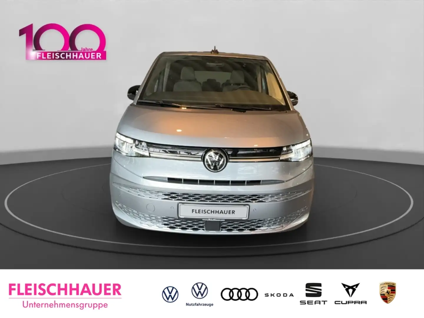 Volkswagen T7 Multivan lang Life 1,5 TSI DSG AHK-klappbar digitales Cockp Silber - 2