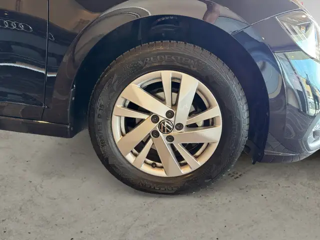 Volkswagen Polo view 7