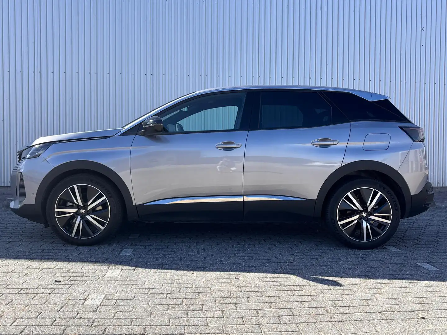 Peugeot 3008 1.6 plug-in Hybrid 225PK Allure Automaat | Adaptiv Grijs - 2