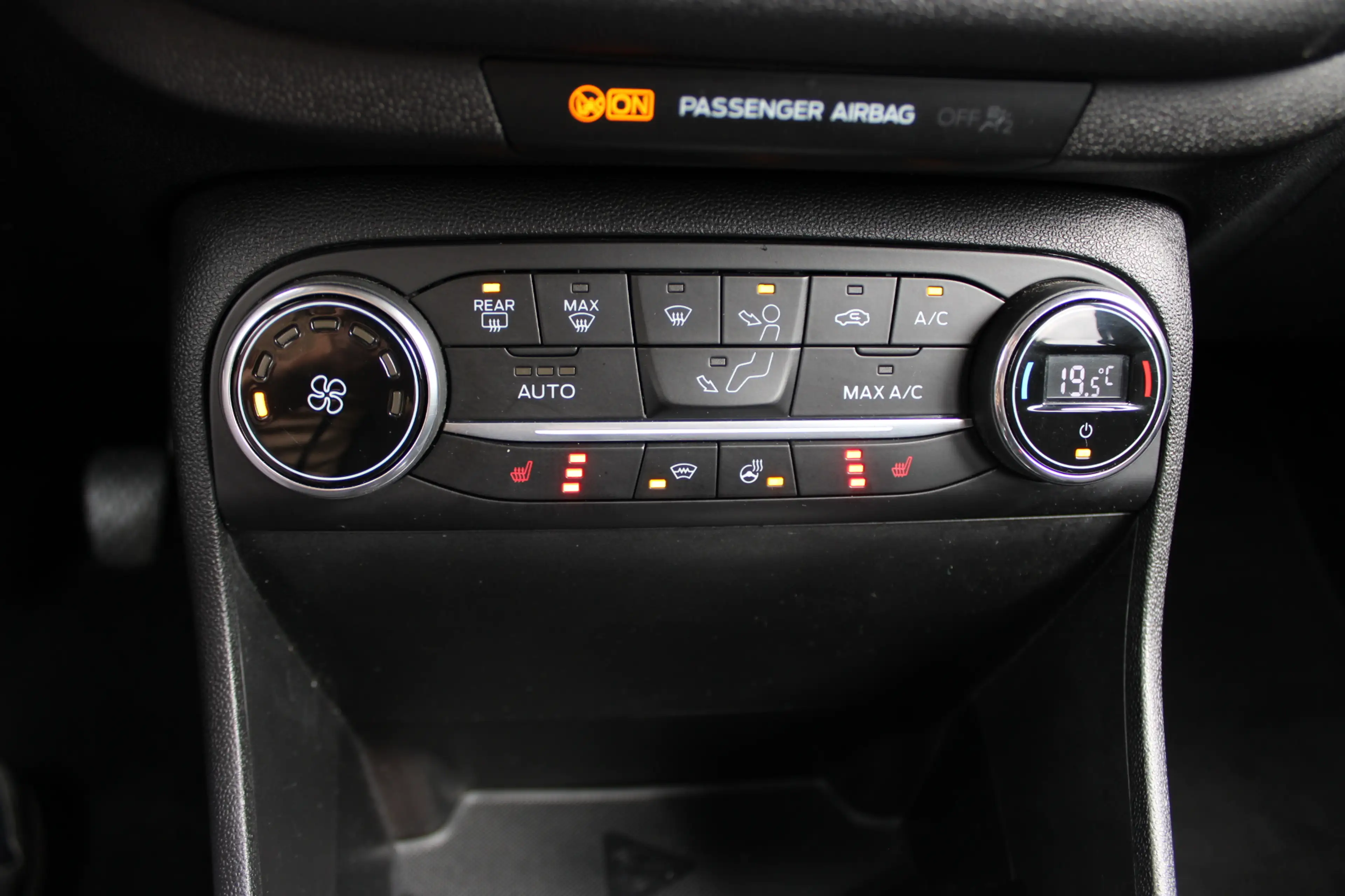 Ford Fiesta 1.0 EcoBoost Titanium | Adaptieve cruise | B&O | C — photo 15