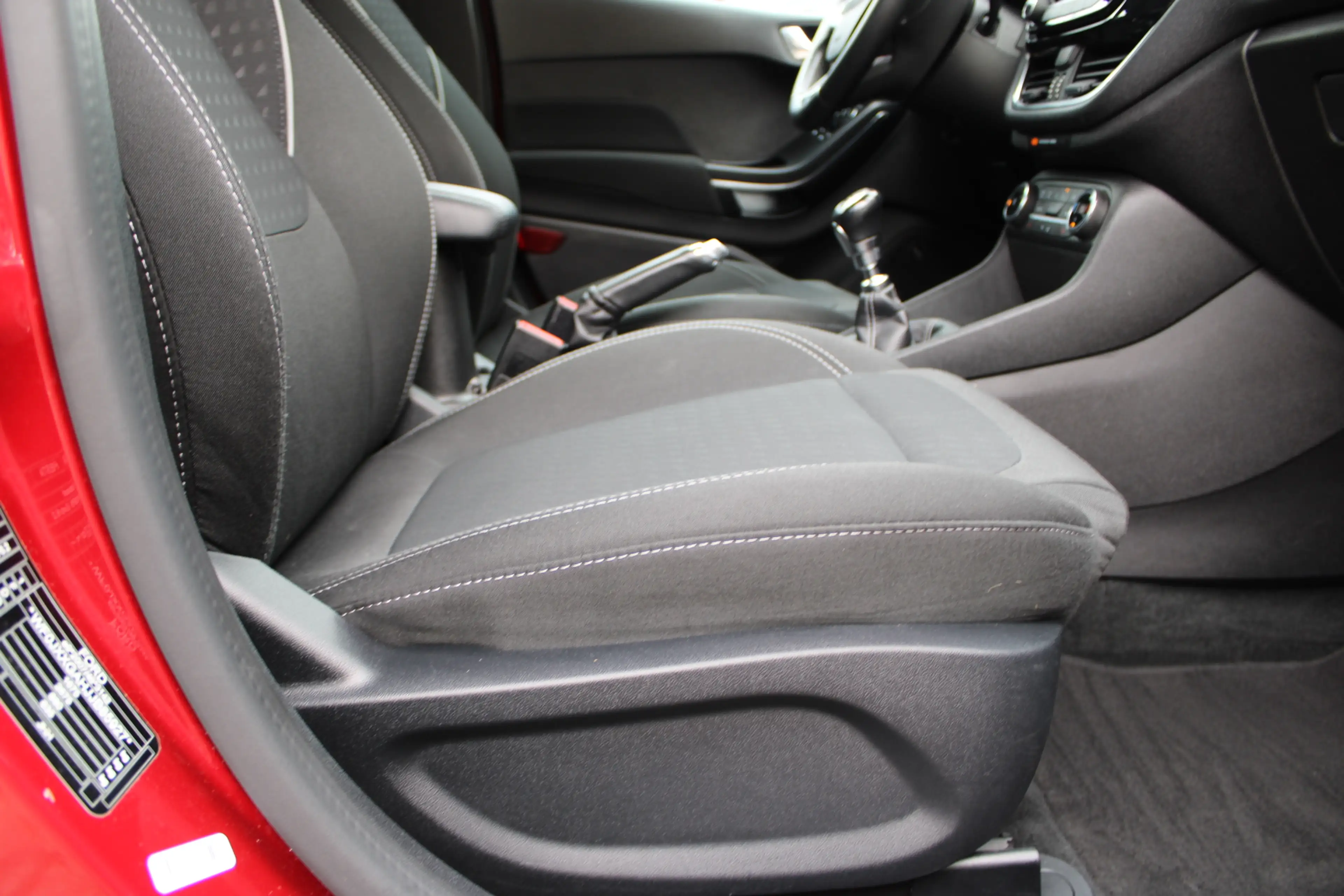 Ford Fiesta 1.0 EcoBoost Titanium | Adaptieve cruise | B&O | C — photo 33