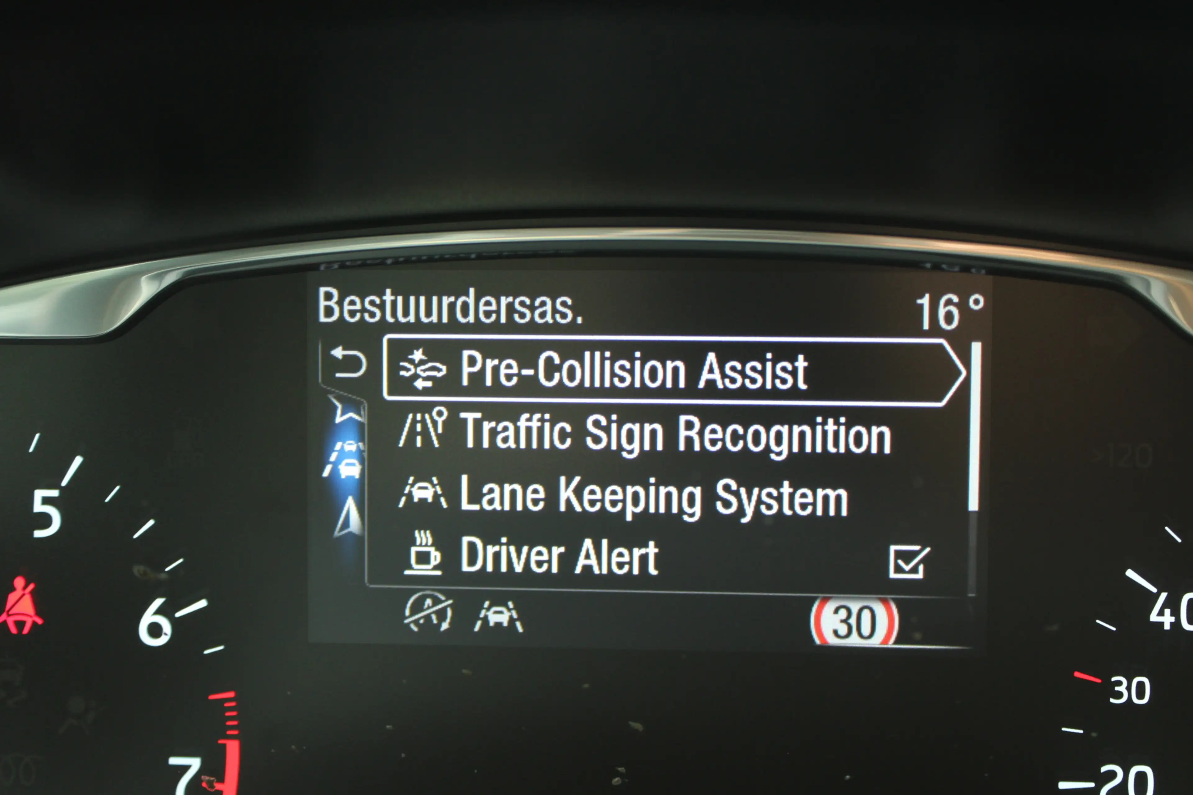 Ford Fiesta 1.0 EcoBoost Titanium | Adaptieve cruise | B&O | C — photo 31