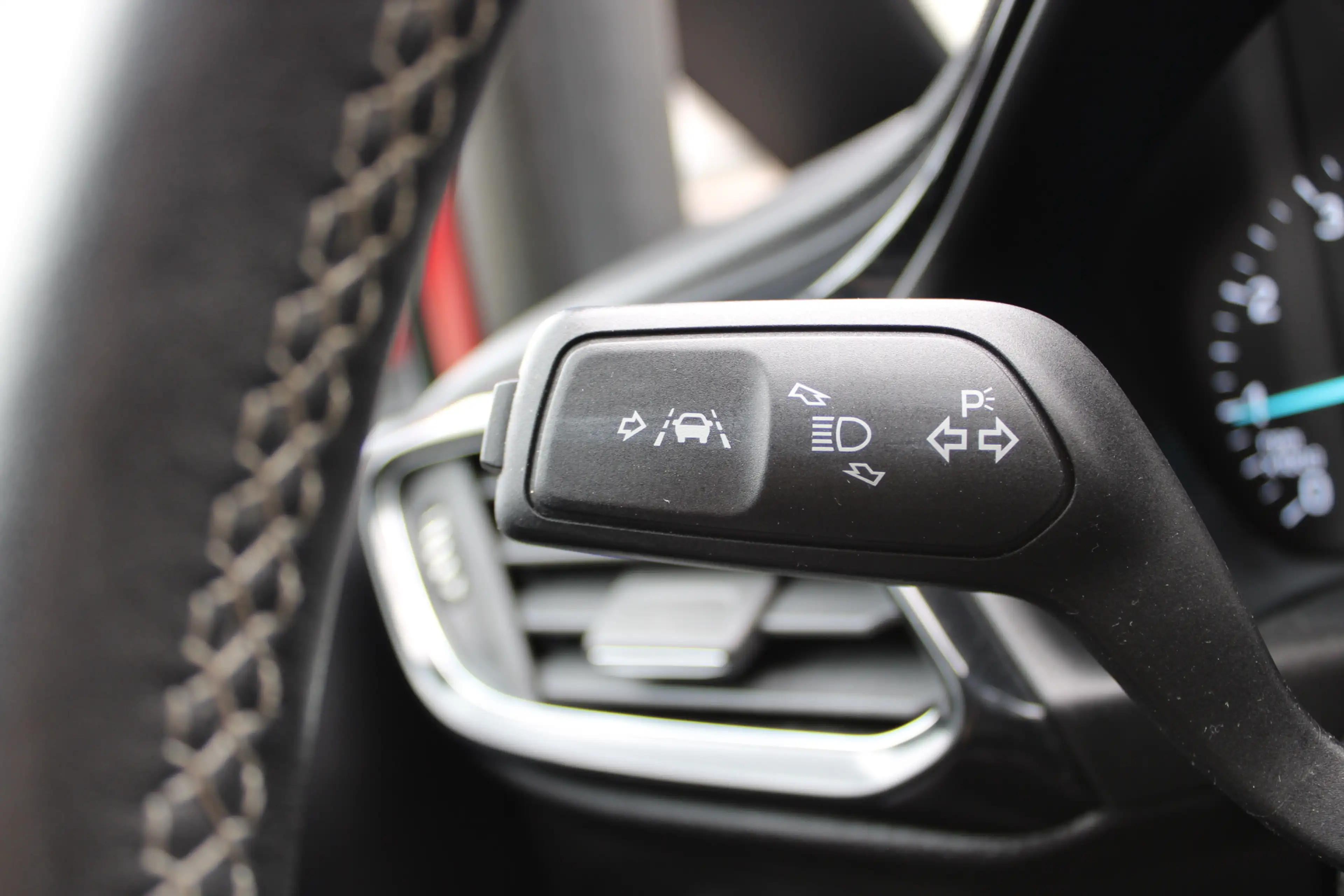 Ford Fiesta 1.0 EcoBoost Titanium | Adaptieve cruise | B&O | C — photo 23