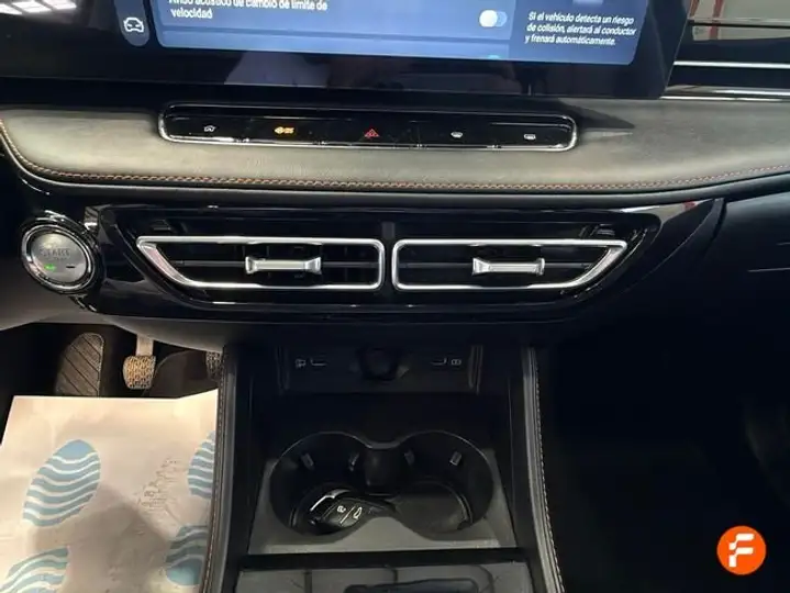 MG HS 2025, foto 24