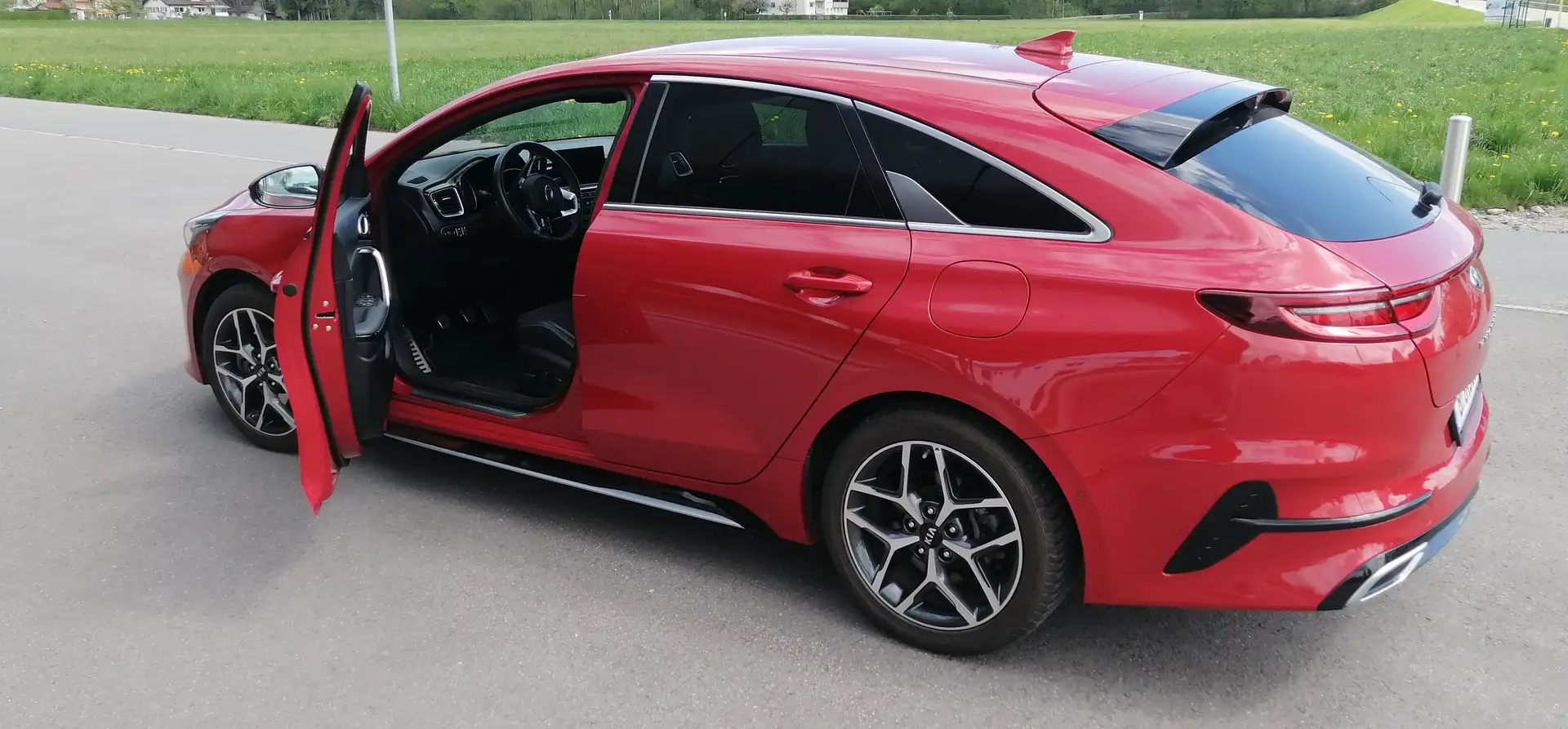 Kia ProCeed / pro_cee'd Rot - 1