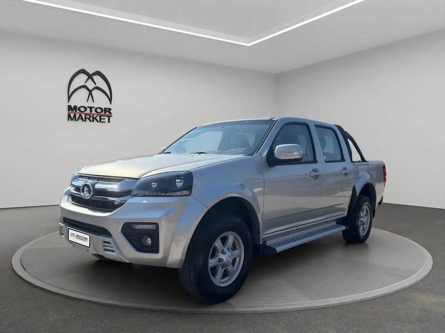 Great Wall Steed 2.4 DC Premium Gpl 4wd Silber - 1