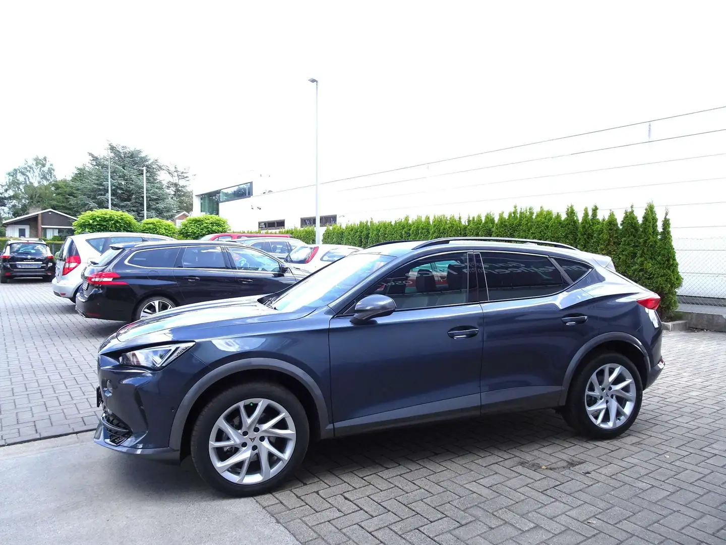 CUPRA Formentor 1.5TSi DSG,VIRTUAL,CARPLAY,CAMERA,ADAPT.CRUISE,LED Gris - 2