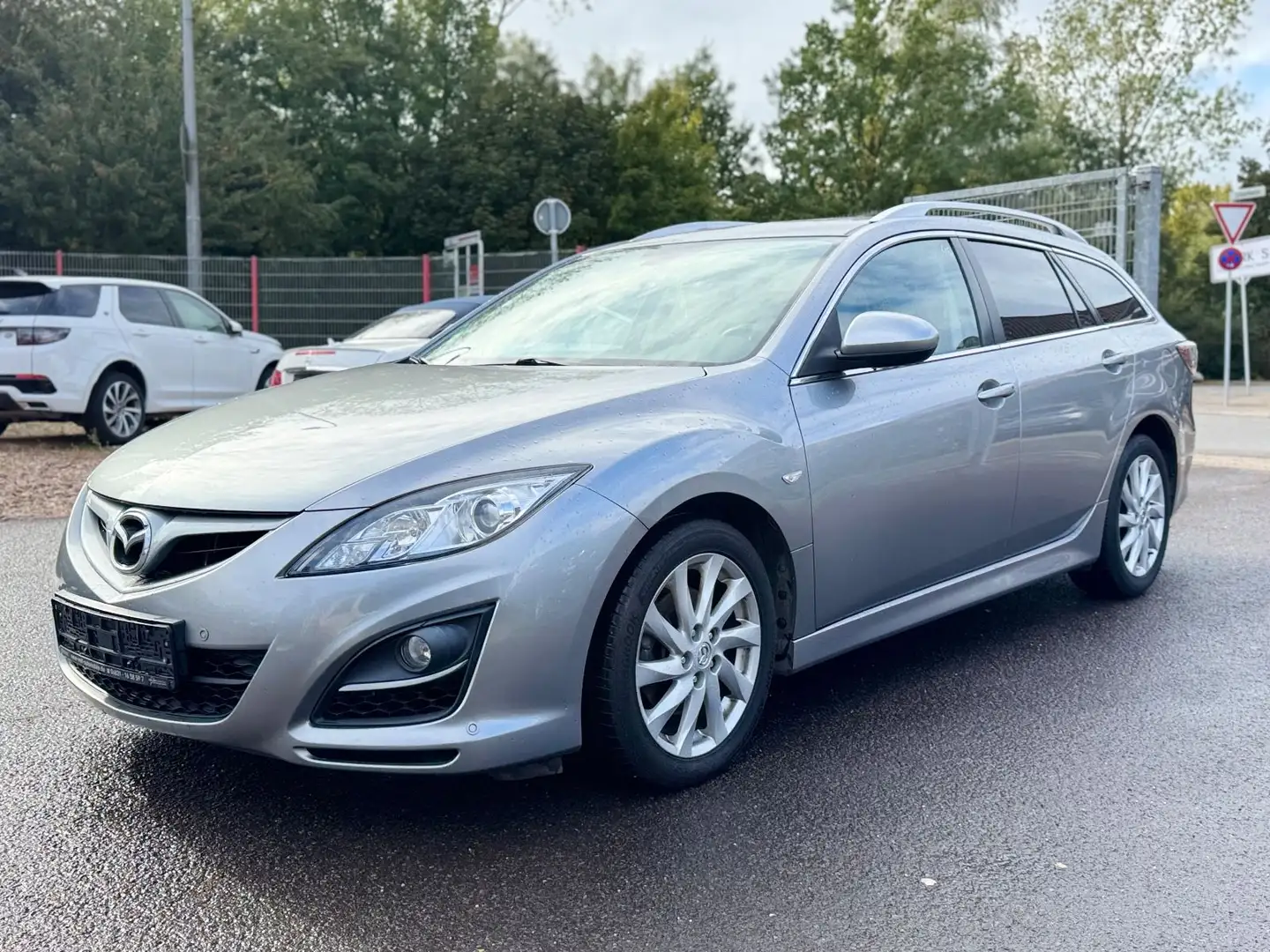 Mazda 6 Kombi 2.2 CRDT 90th Anniversary AHK Grau - 1