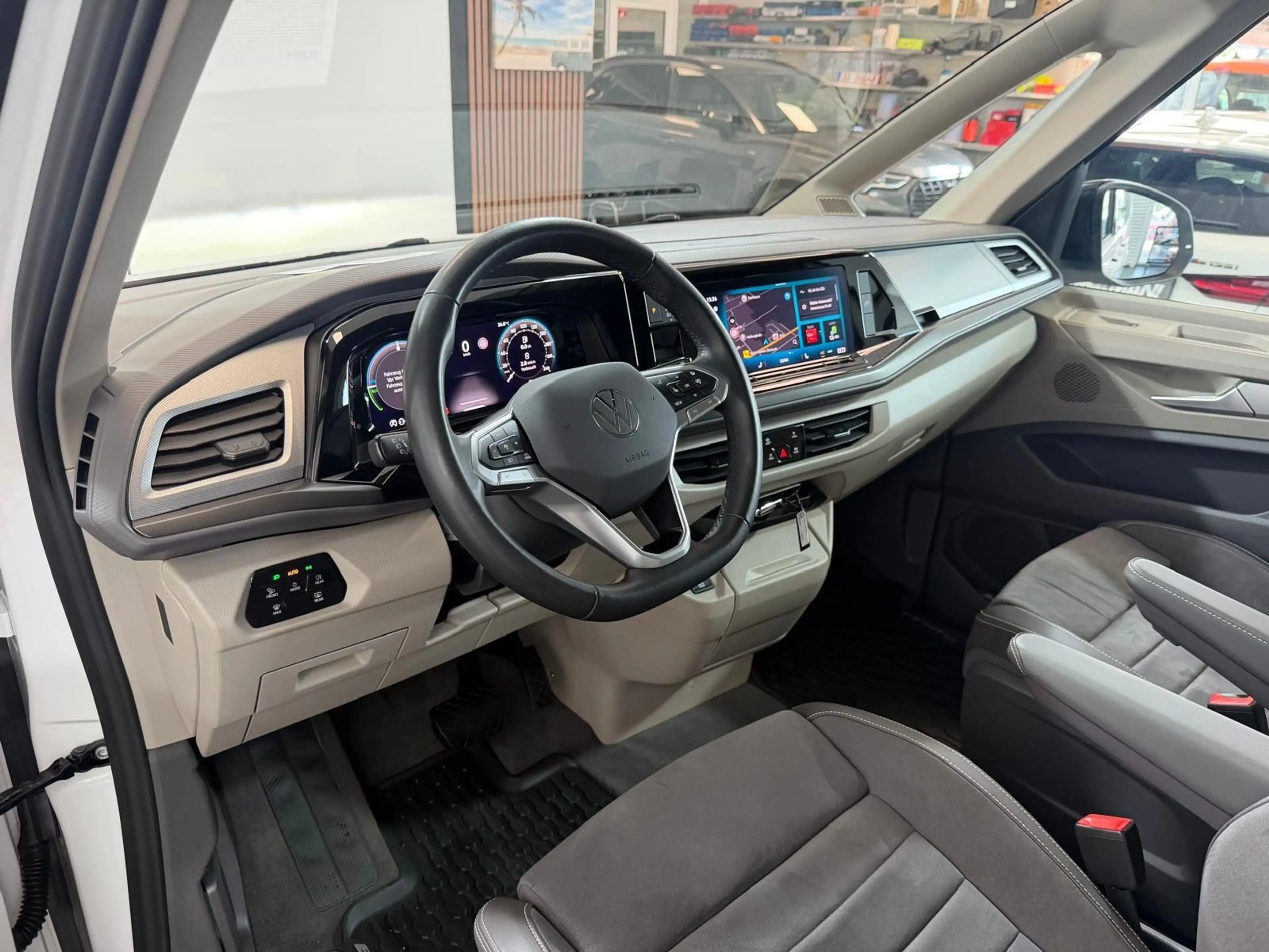 Volkswagen T7 California Beach/eHybrid/4X4/5J-Garantie/ACC — photo 14