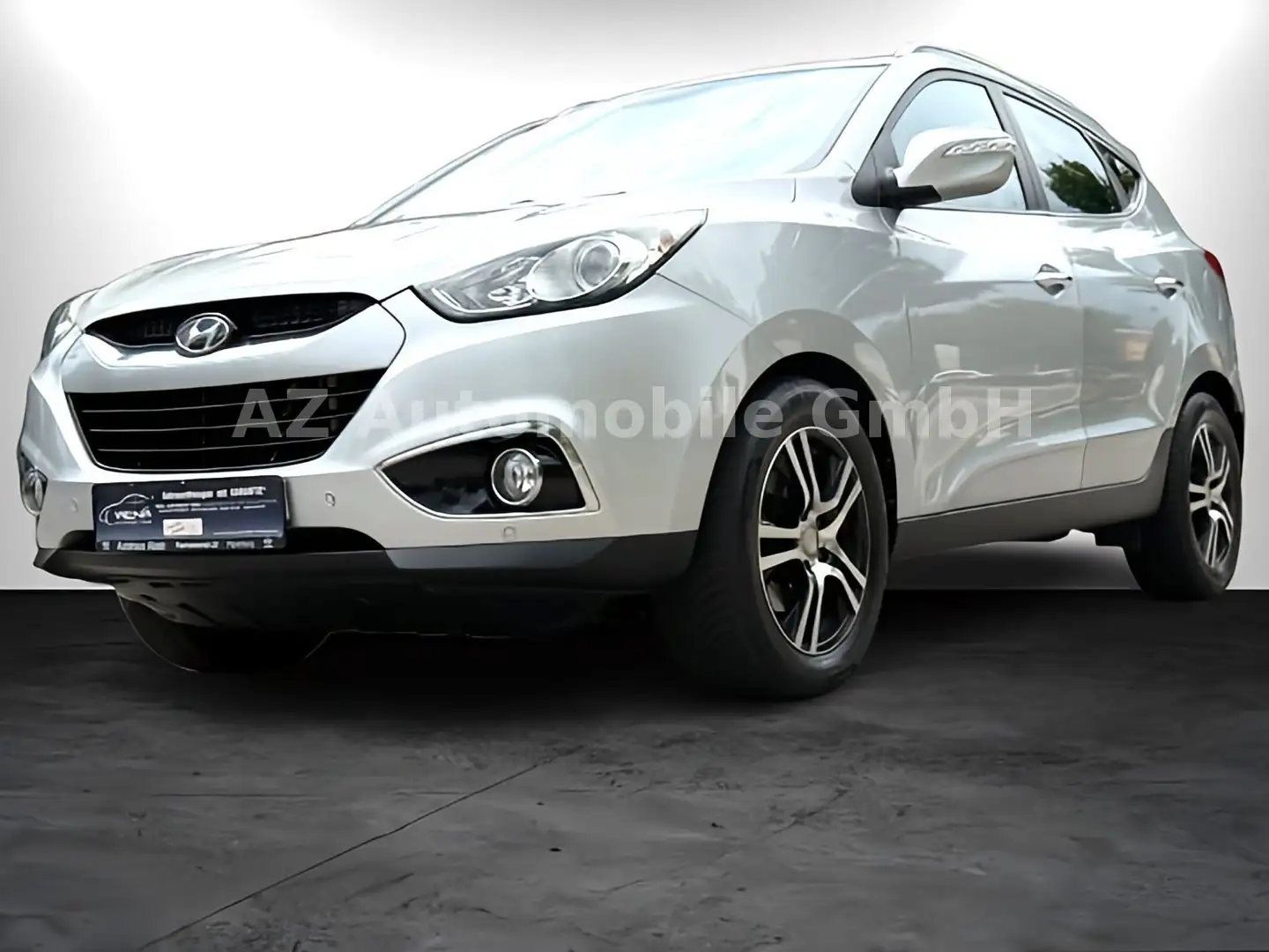 Hyundai iX35 2.0 CRDi4WD AUTMTK/S-HEFT/AHK/KLIMA/GARANTIE Argent - 1