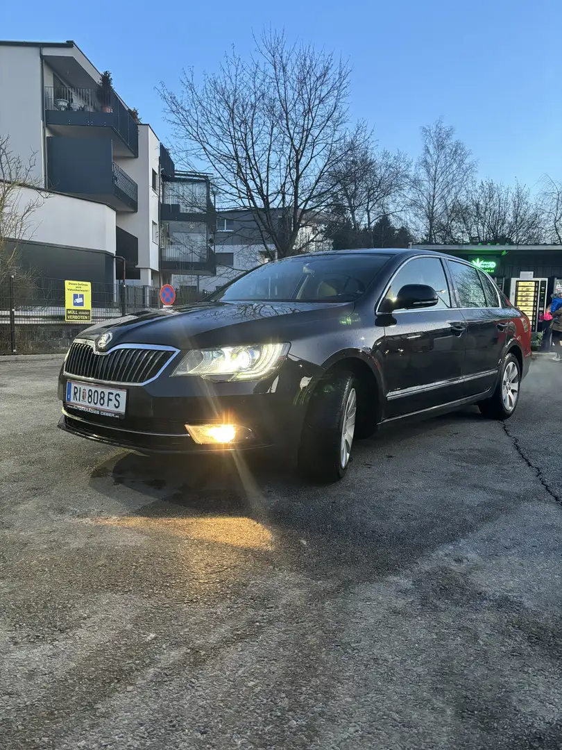 Skoda Superb 2.0 TDI Green tec DSG Elegance - 1