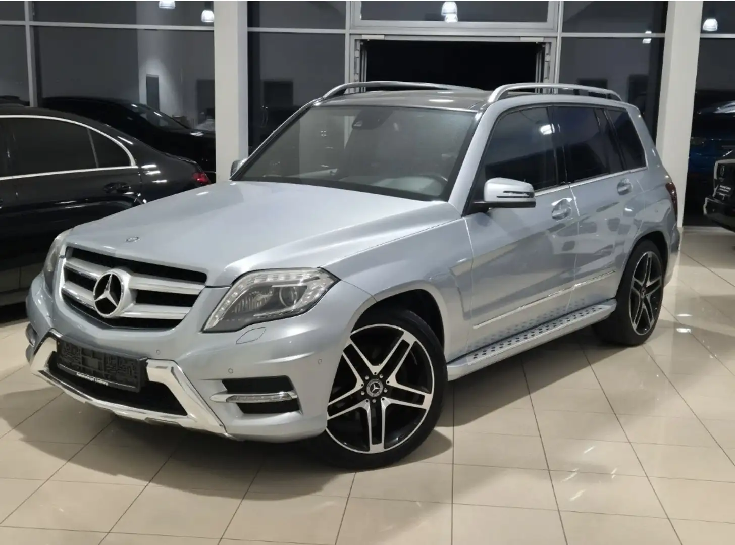 Mercedes-Benz GLK 250 GLK GLK 250 EURO 6 4M 7G Amg Pano H&K AHK 8-Fach Gri - 2