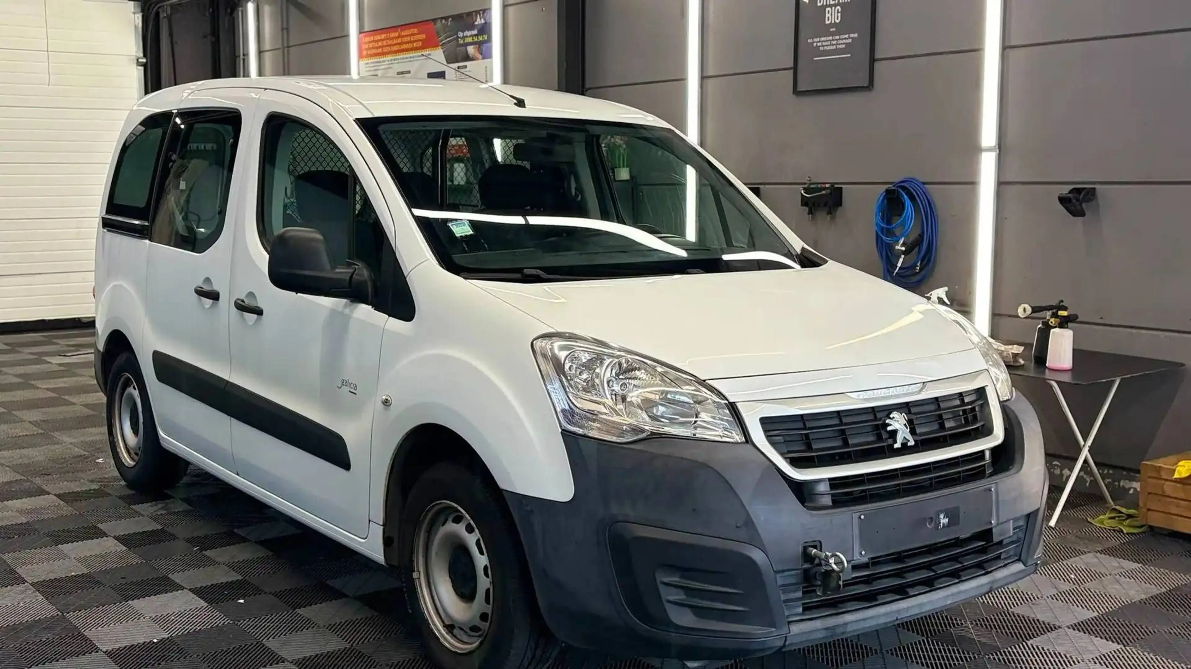Peugeot Partner BENZINE bj2017 EUR6b JOINT DE CULASSE — photo 7
