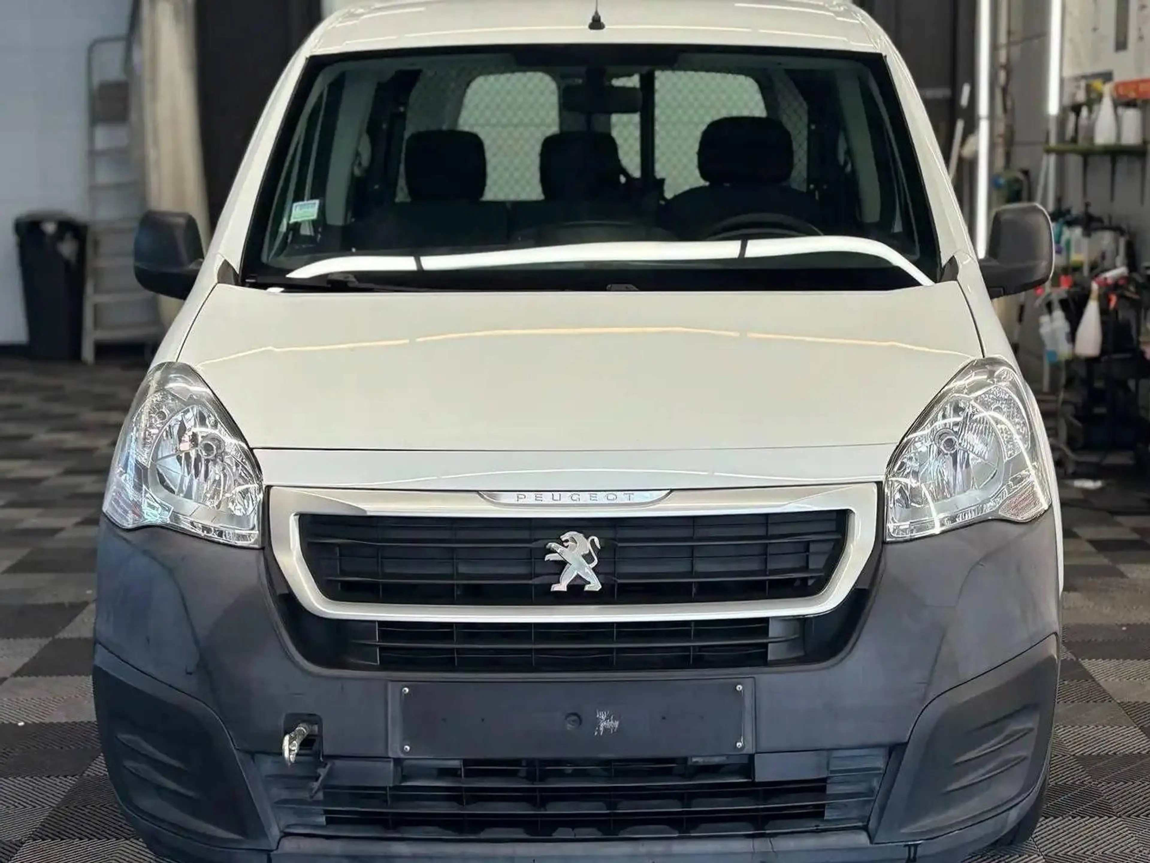 Peugeot Partner BENZINE bj2017 EUR6b JOINT DE CULASSE — photo 5