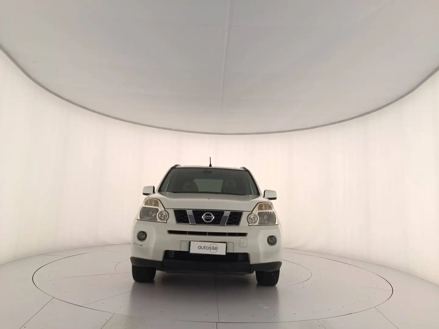 Nissan X-Trail 2.0 dCi LE Weiß - 2