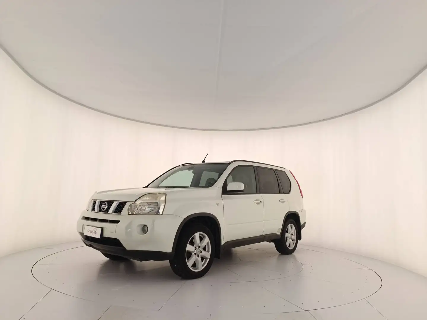 Nissan X-Trail 2.0 dCi LE Weiß - 1