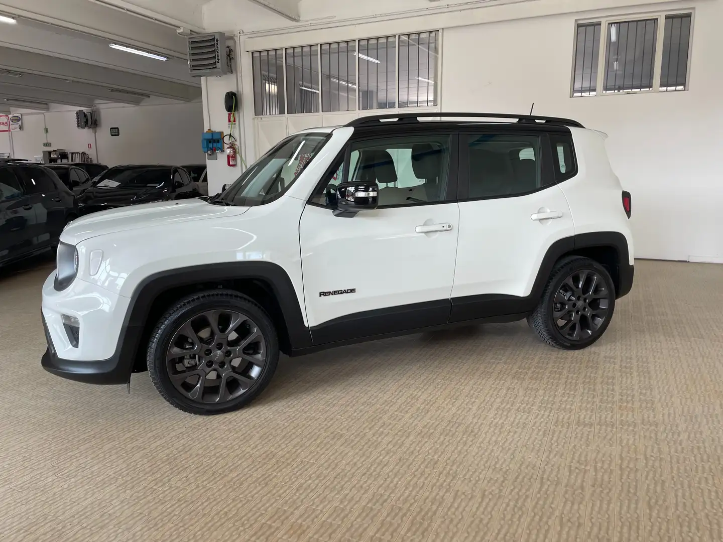 Jeep Renegade 1.5turbo mhev Limited 130cv dct+CERCHI19+PELLE+NAV Blanc - 2