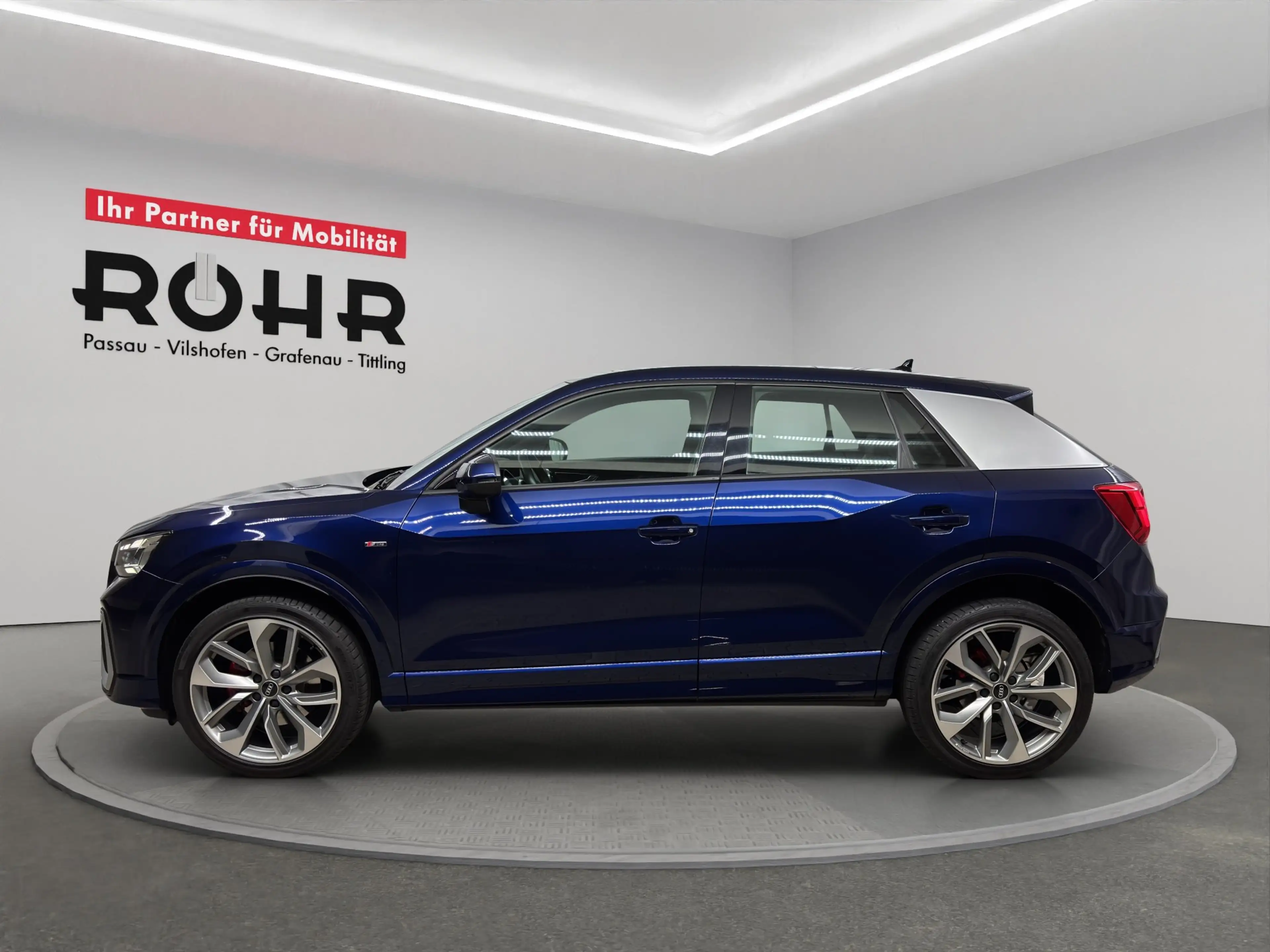 Audi Q2 S line 35 TFSI ACC Kam. LED Matrix Pano — photo 3