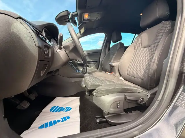 Opel Astra view 10