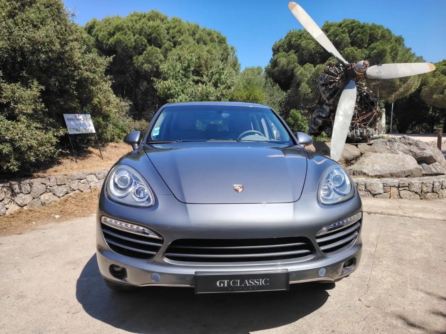 Porsche Cayenne 3.0L DIESEL Grau - 2