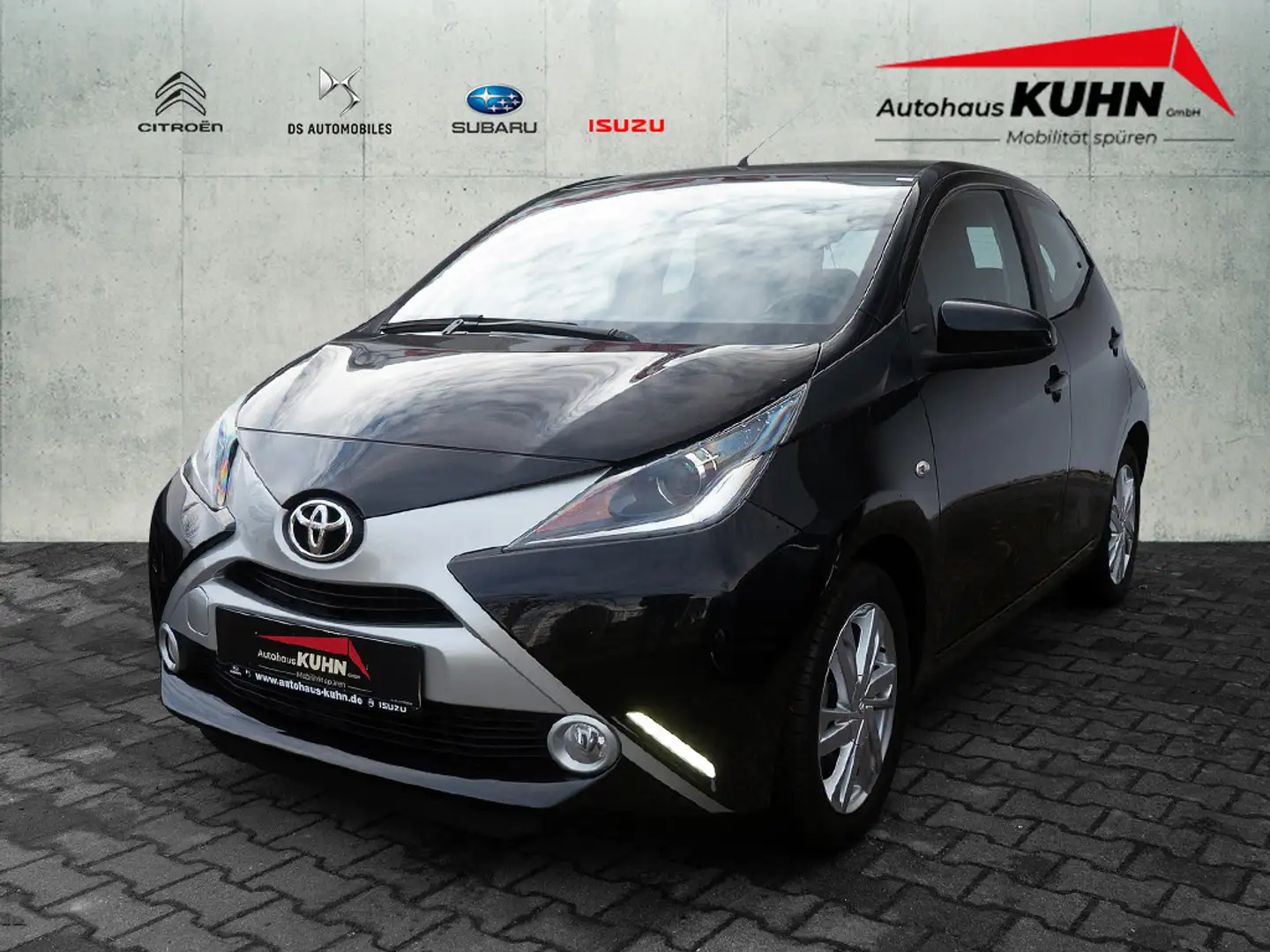 Toyota Aygo X Чорний - 1