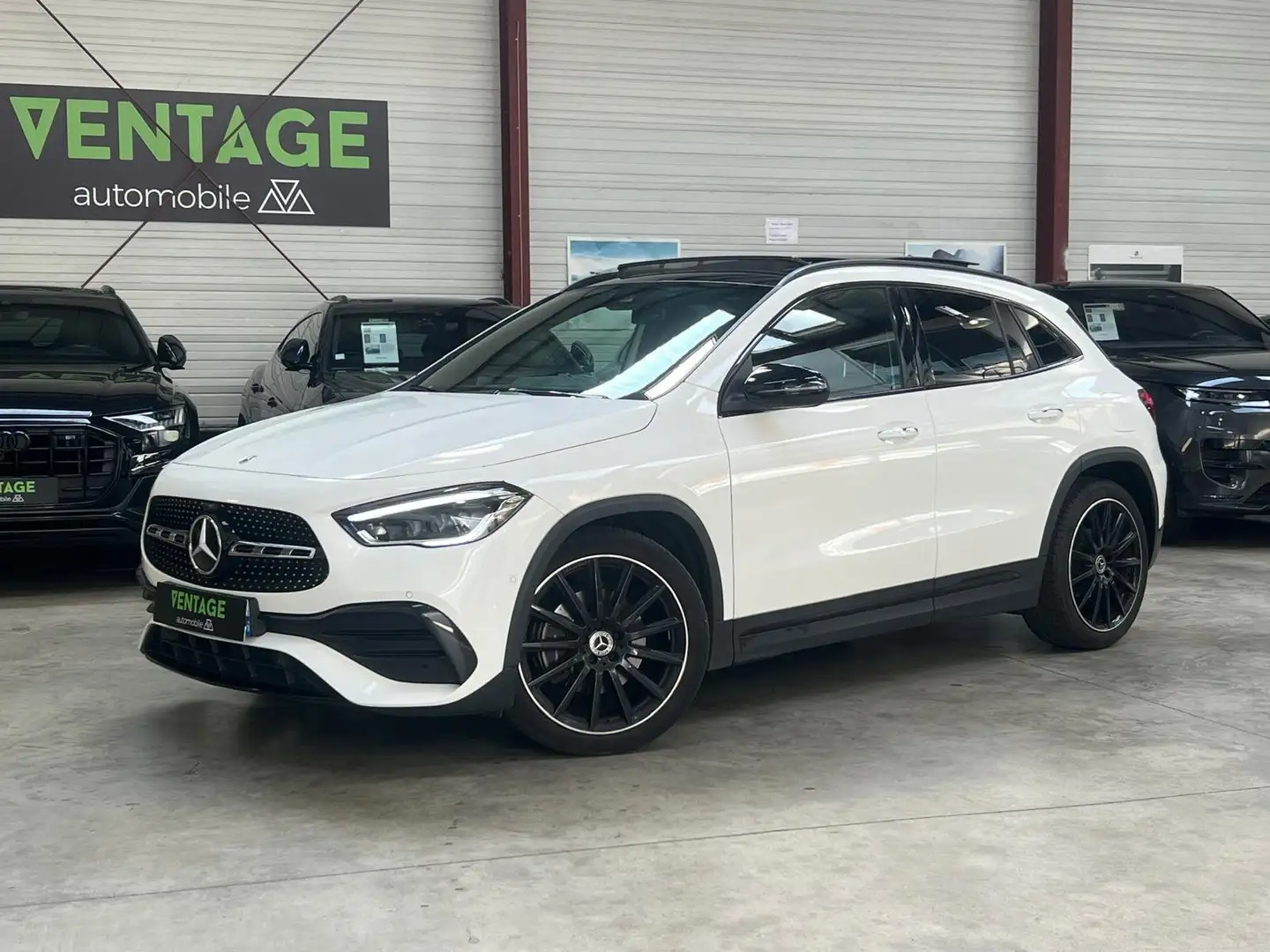 Mercedes-Benz GLA 200 GLA 200 d 8G-DCT AMG Line Bianco - 1